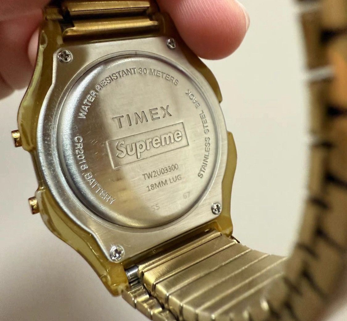 Timex Supreme x Timex watch, gold tone, dead battery, D1 Size ONE SIZE - 4 Thumbnail