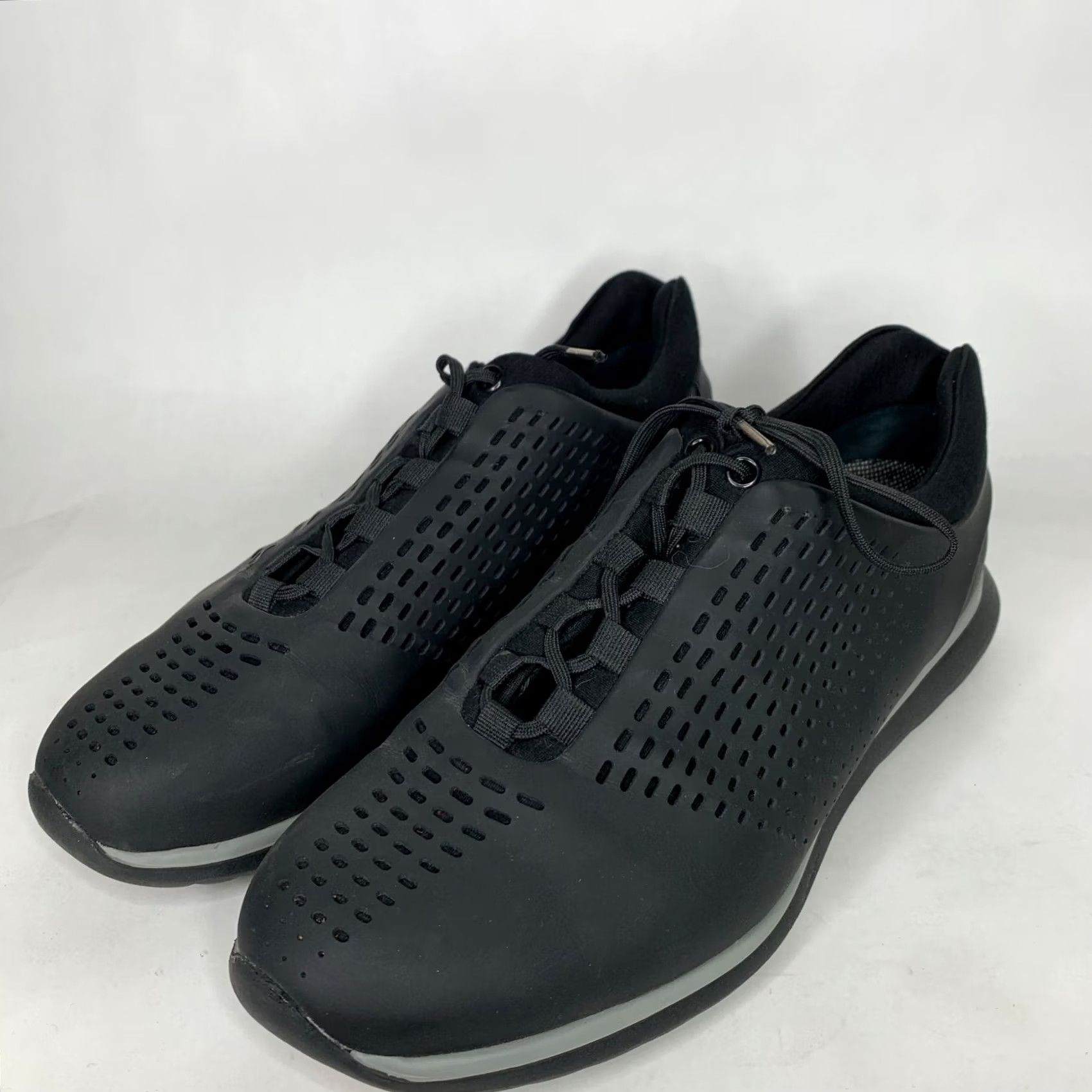 Ermenegildo Zegna Zegna Sneakers Men 7 Black Low Top Perforated Rubber Sole Casual Athletic Leather Upper Rubber Outsole Mens Shoes Size US M / EU 48-50 / 2 - 3 Thumbnail