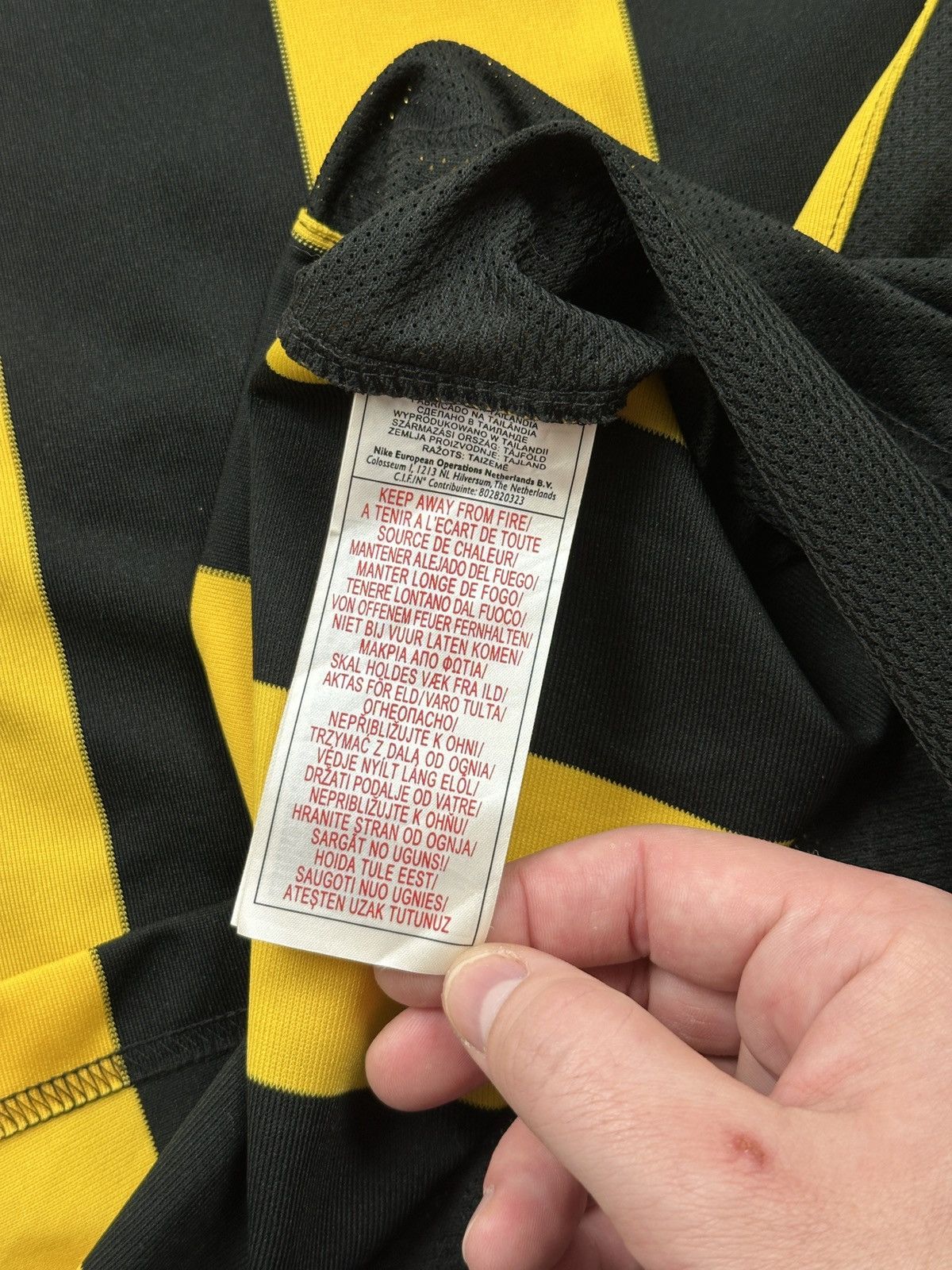 Nike Vintage Nike Striped Football Jersey Yellow Black XXL y2k Size US XXL / EU 58 / 5 - 11 Thumbnail