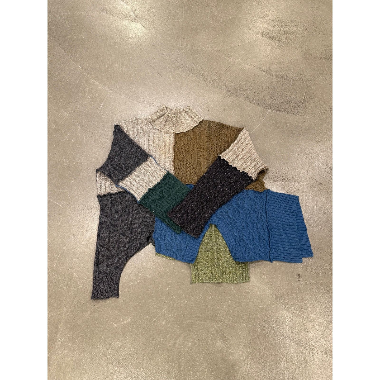 Dolce & Gabbana 1994 Dolce & Gabbana Le Maglie runway patchwork knit Size US S / EU 44-46 / 1 - 7 Thumbnail