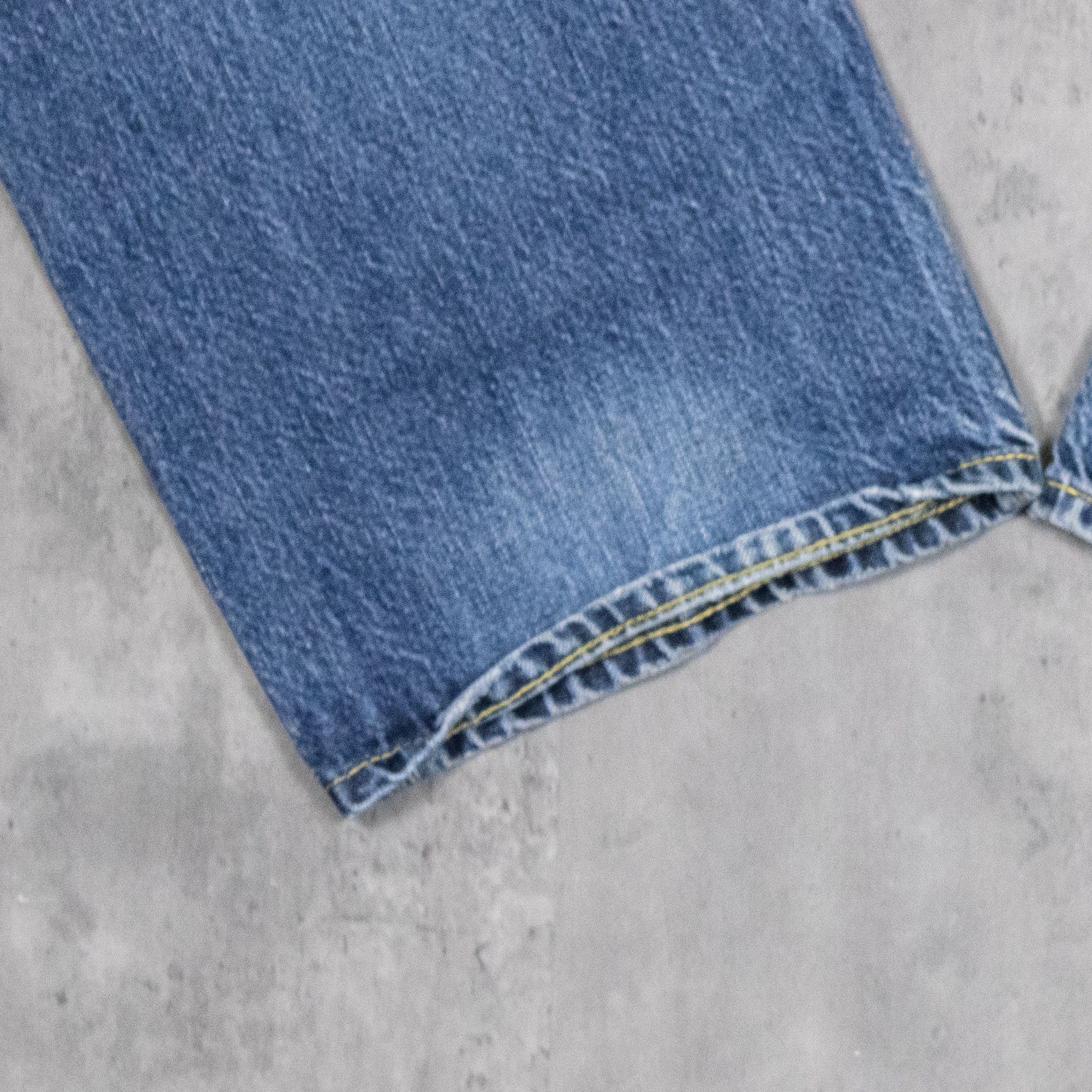 Uniqlo Uniqlo Indigo Midwash Straight Legged Baggy Pant's Size US 32 / EU 48 - 14 Thumbnail