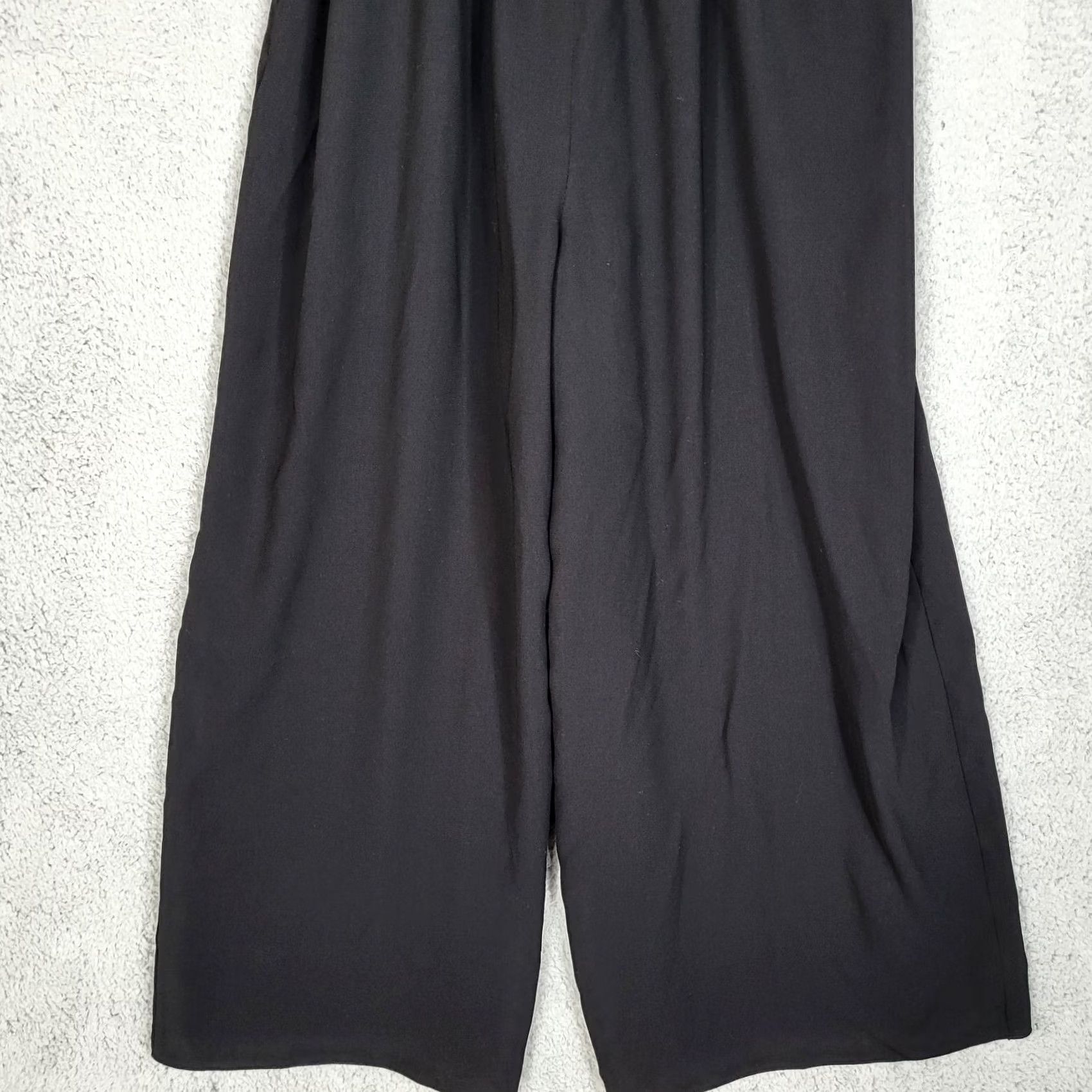 Vintage Wilfred Women's Black wrapped v-neck Stretch Wide leg Jumper suit L Size L / US 10 / IT 46 - 2 Thumbnail