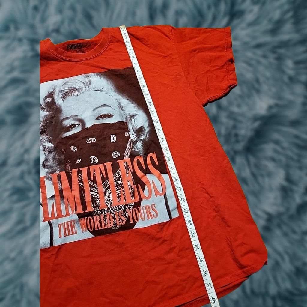 Vintage VINTAGE Limitless Marilyn Monroe XL SS Red T-Shirt Proper Tees The World Is Yours Mens Size US XL / EU 56 / 4 - 1 Thumbnail
