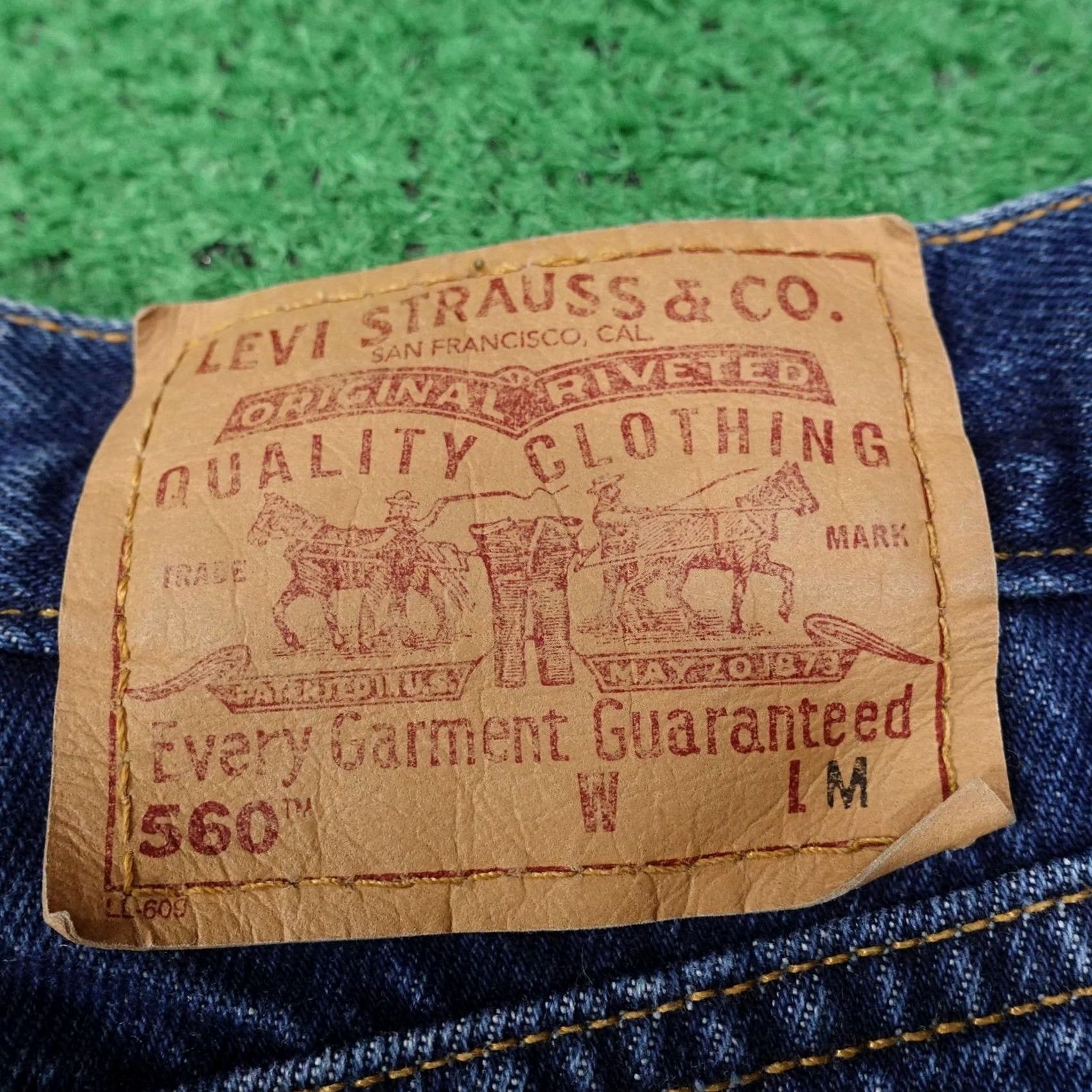 Levi's VINTAGE Levi's Jeans Womens 16 Blue Straight Relaxed Fit 560 Denim 33x32 90s Size 38" / US 16 / IT 52 - 5 Thumbnail