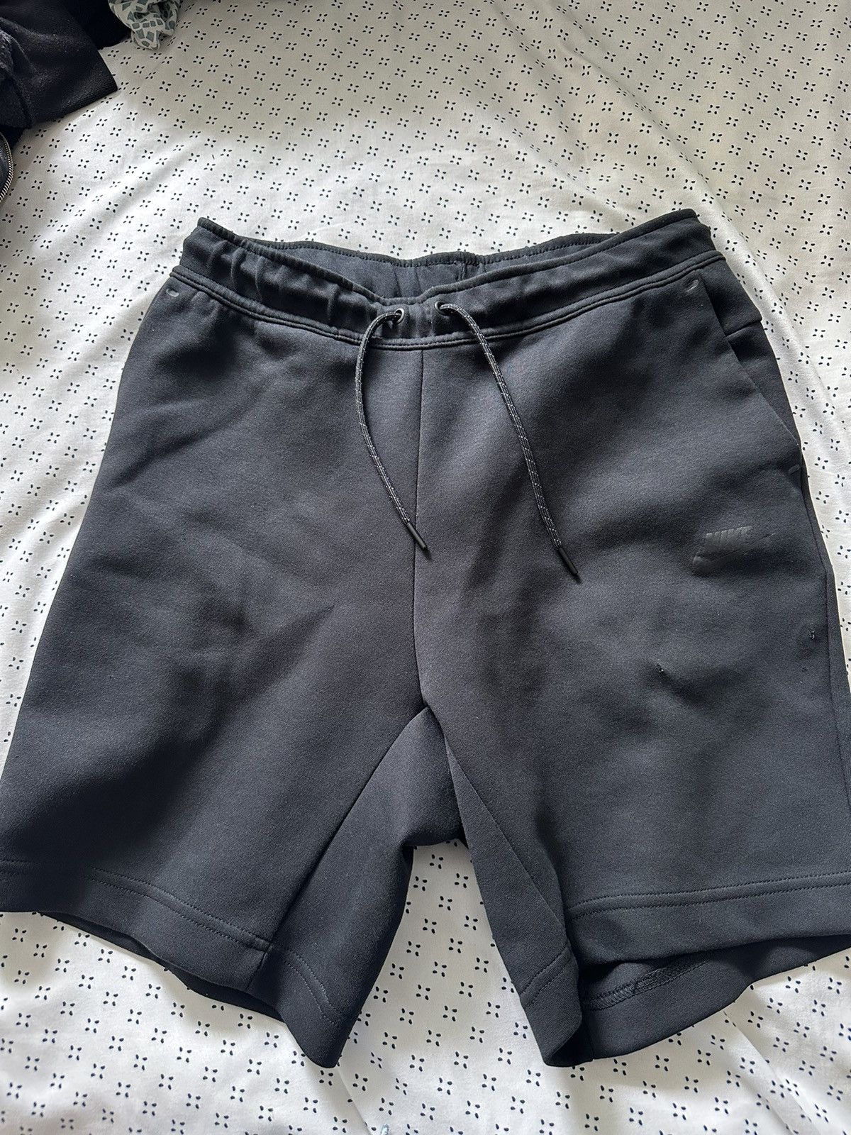 Nike Nike Tech Shorts Size US 30 / EU 46 - 1 Thumbnail