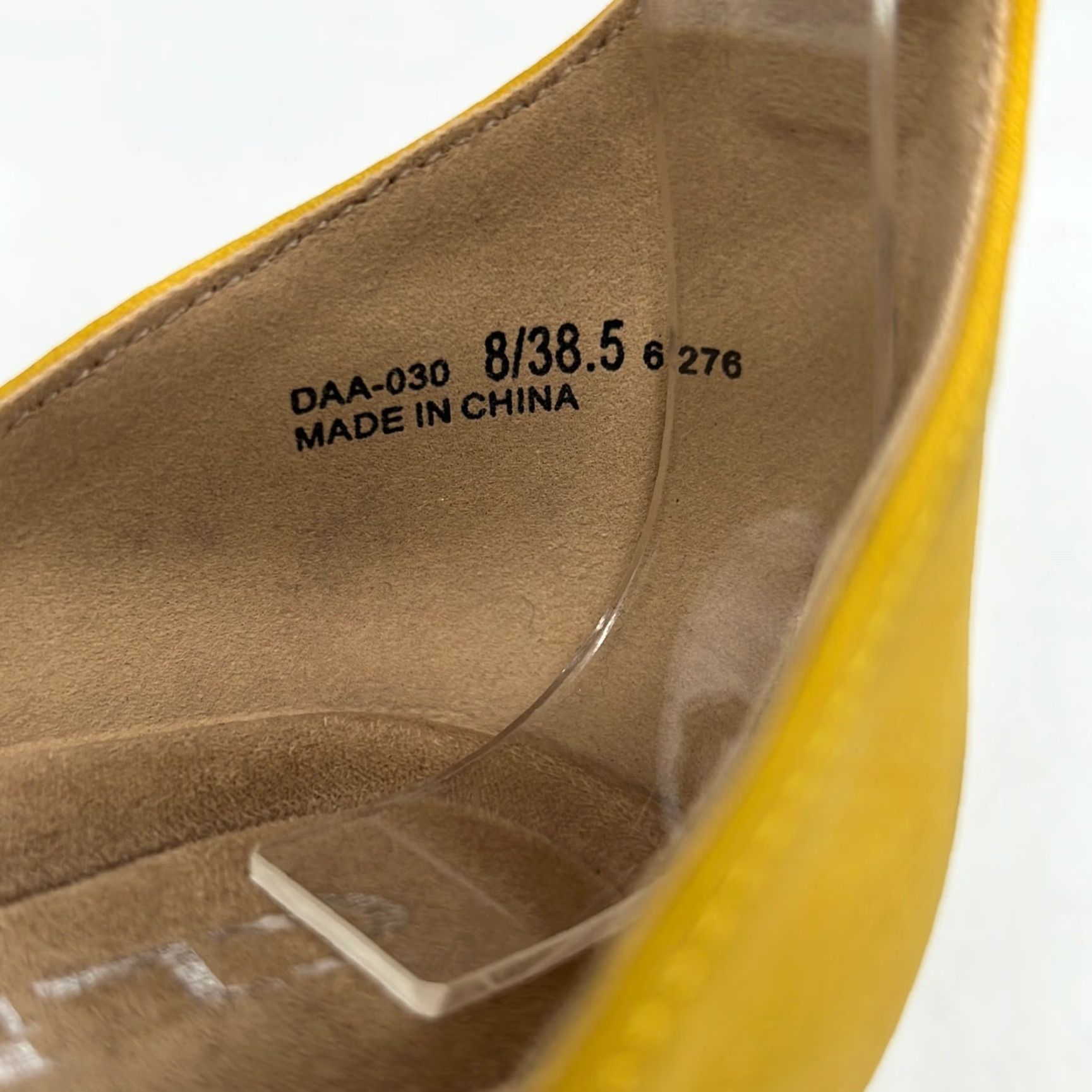 Vintage VINTAGE? CL By Chinese Laundry Women Espadrille Sandal Wedge Yellow Size 8 Adult US 8 Buckle Open Toe Party/Cocktail Wedding Shoes Womens Size US 8.5 / IT 38.5 - 6 Thumbnail