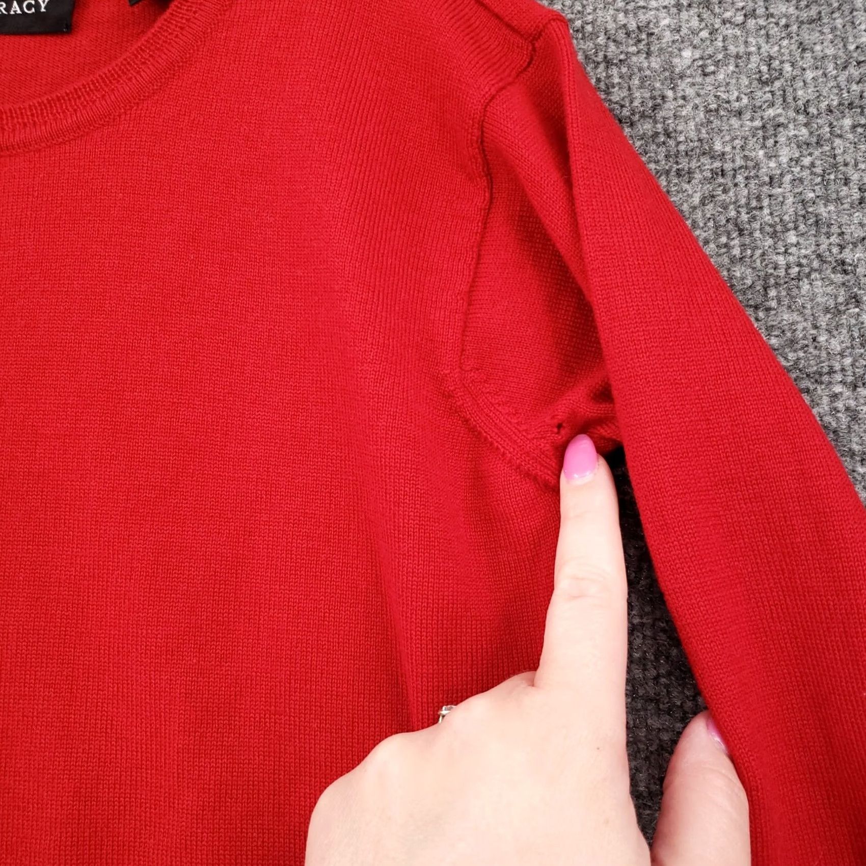 Ellen Tracy VINTAGE Ellen Tracy Sweater Womens Petite Small Red Merino Wool USA 90s Size S / US 4 / IT 40 - 2 Thumbnail