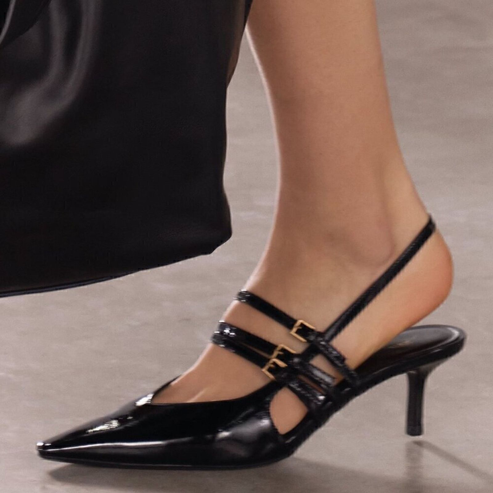Zara ZARA Pointed Toe Buckled Heels Size US 7.5 / IT 37.5 - 7 Thumbnail
