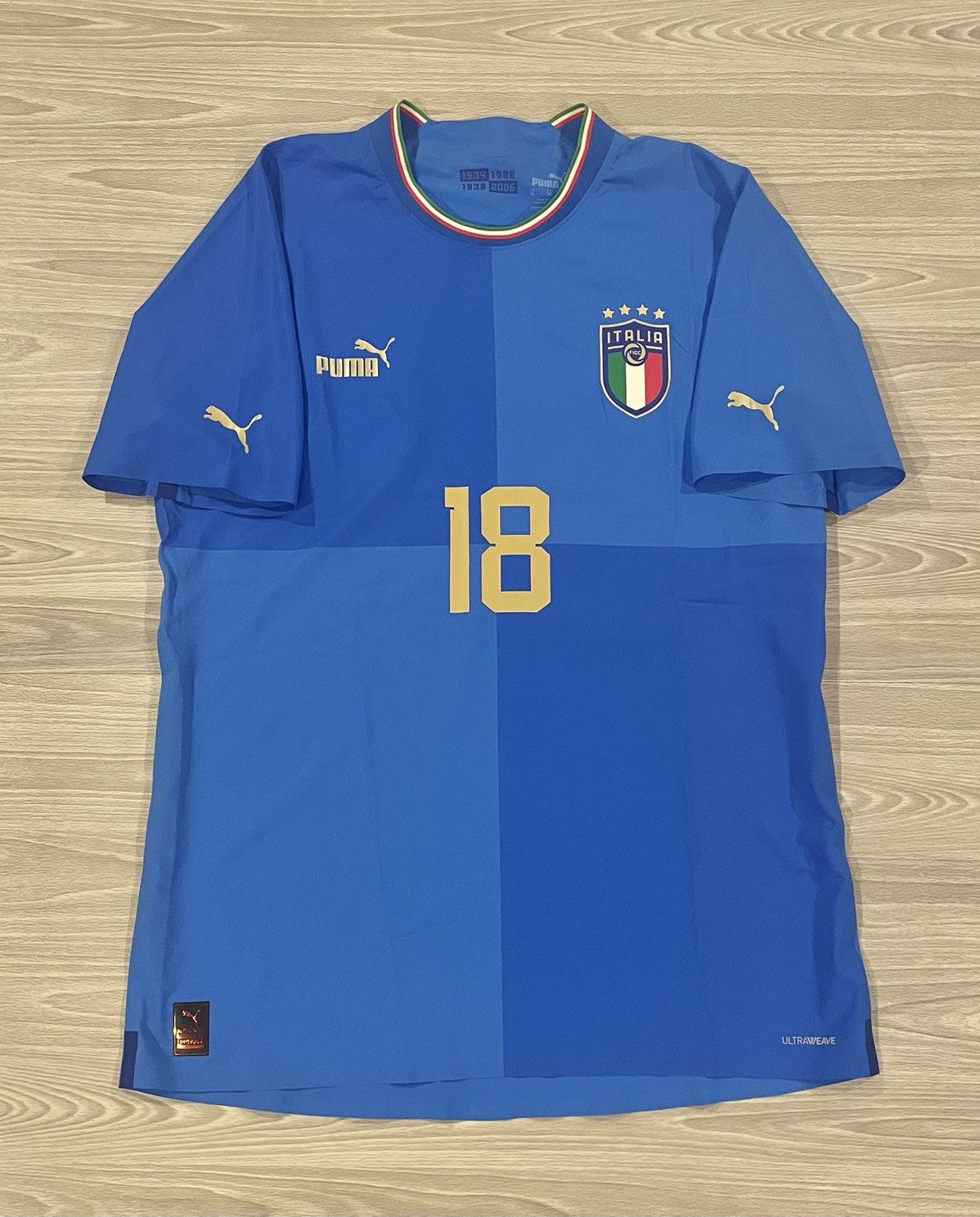 Puma Puma 2022 Italy Barella #18 Home Jersey Soccer Mens Size XL Size US XL / EU 56 / 4 - 5 Thumbnail