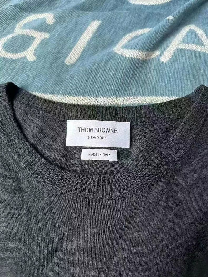 Thom Browne Thom Browne size4 Black four stripe wool knit sweater Size US XL / EU 56 / 4 - 3 Thumbnail