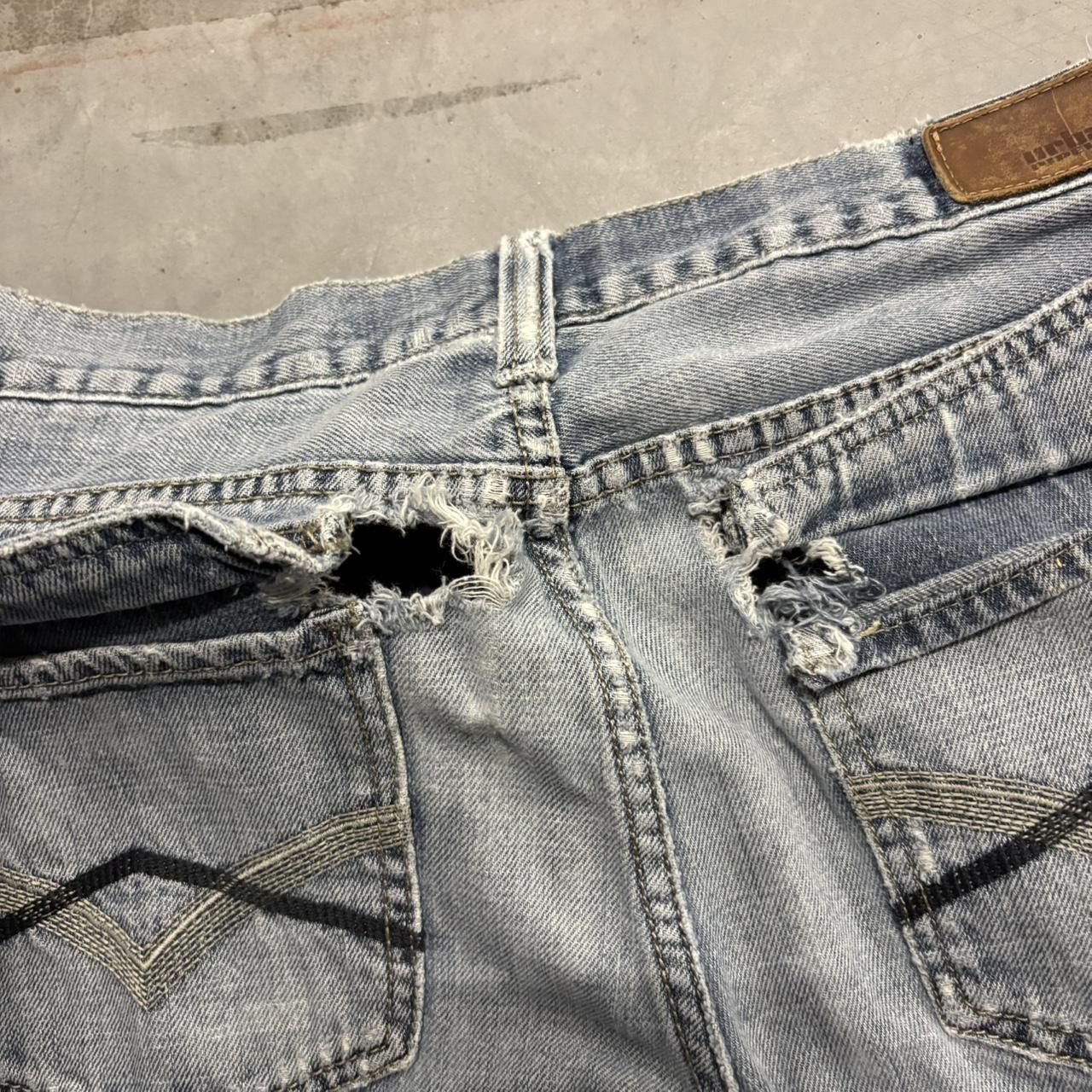 Vintage Crazy Vintage Y2K/2000s Distressed Skater Style Light Wash Denim jeans! Size US 34 / EU 50 - 7 Thumbnail