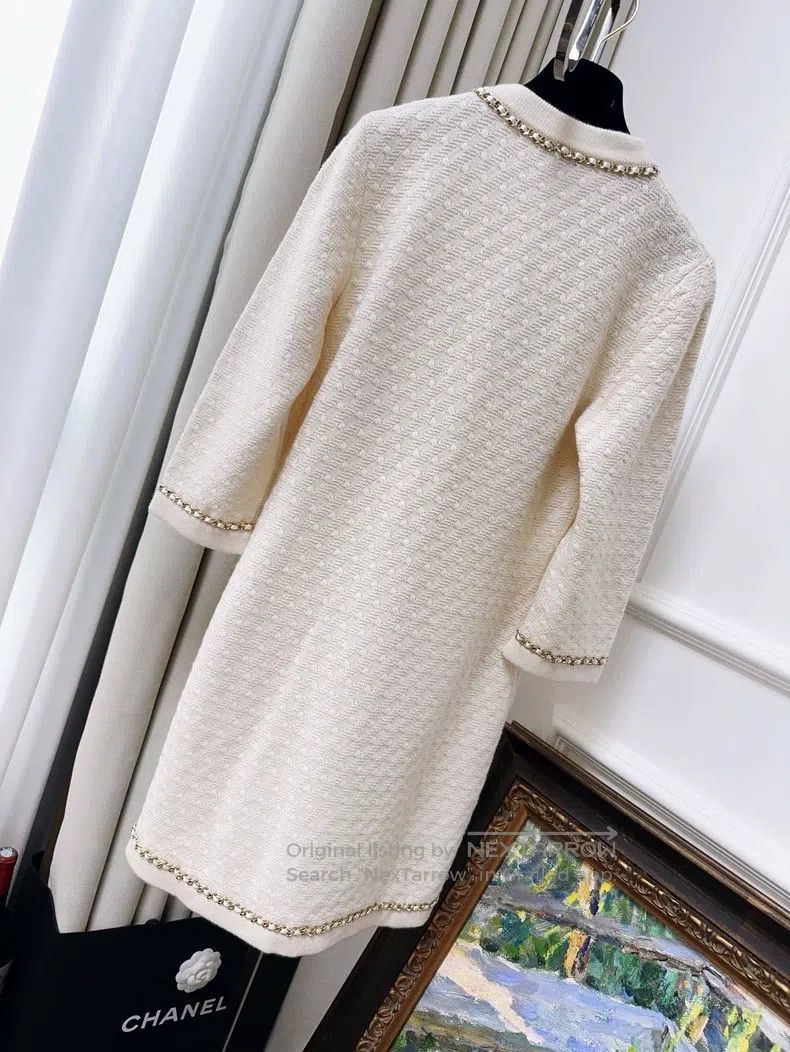 Chanel Chanel 23B autumn and winter hot beige classic leather cha Size XS / US 0-2 / IT 36-38 - 2 Thumbnail