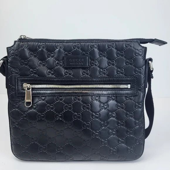 Gucci Classic Messenger Crossbody Bag Black Leather
