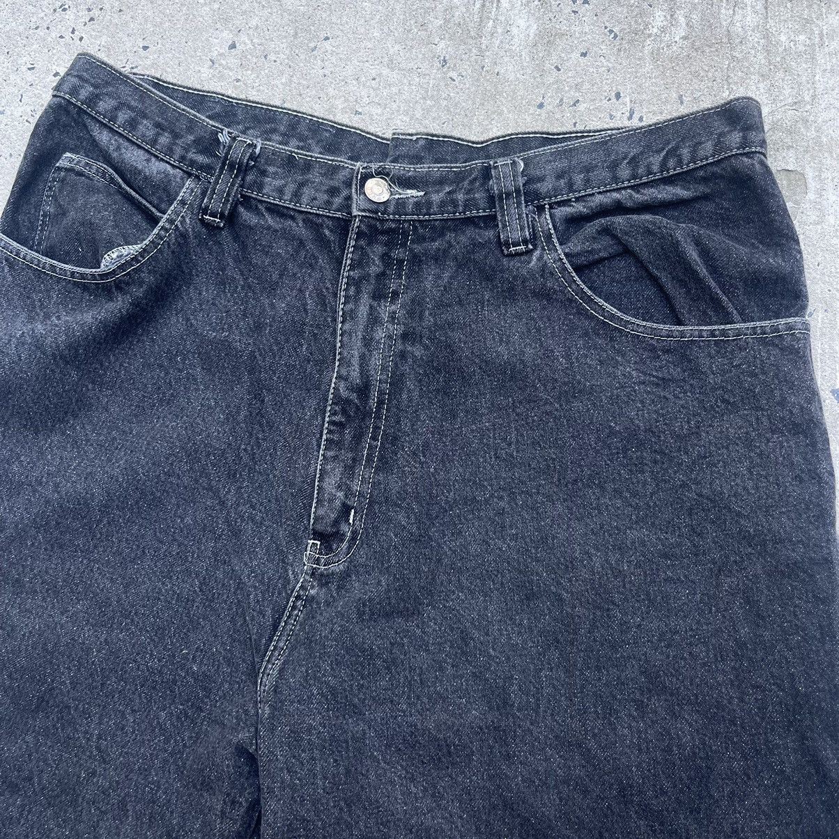 Fubu Vintage Y2K Baggy PLATINUM FUBU FAT ALBERT CARPENTER Jorts Size US 40 / EU 56 - 2 Thumbnail