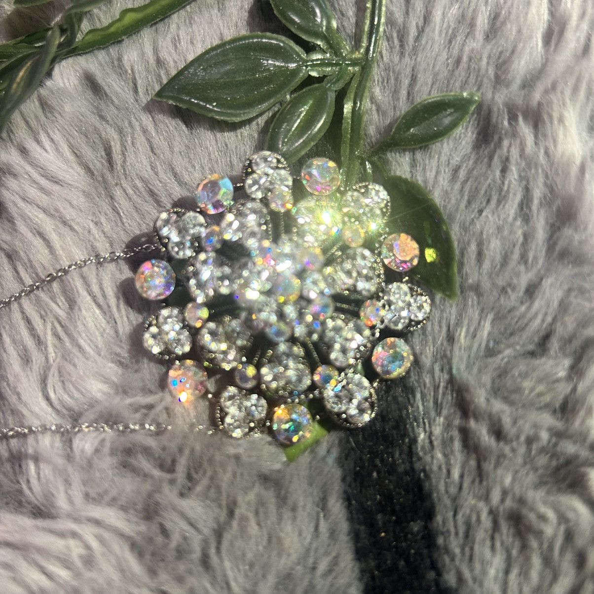 Vintage Vintage 70s-80s dome rhinestone aurora borealis necklace Size ONE SIZE - 12 Thumbnail