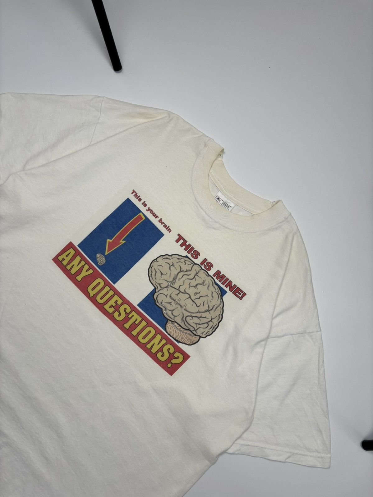 Vintage Vintage 90’s “This is your brain” Art Tee Streetwear T-Shirt Size US XL / EU 56 / 4 - 2 Thumbnail