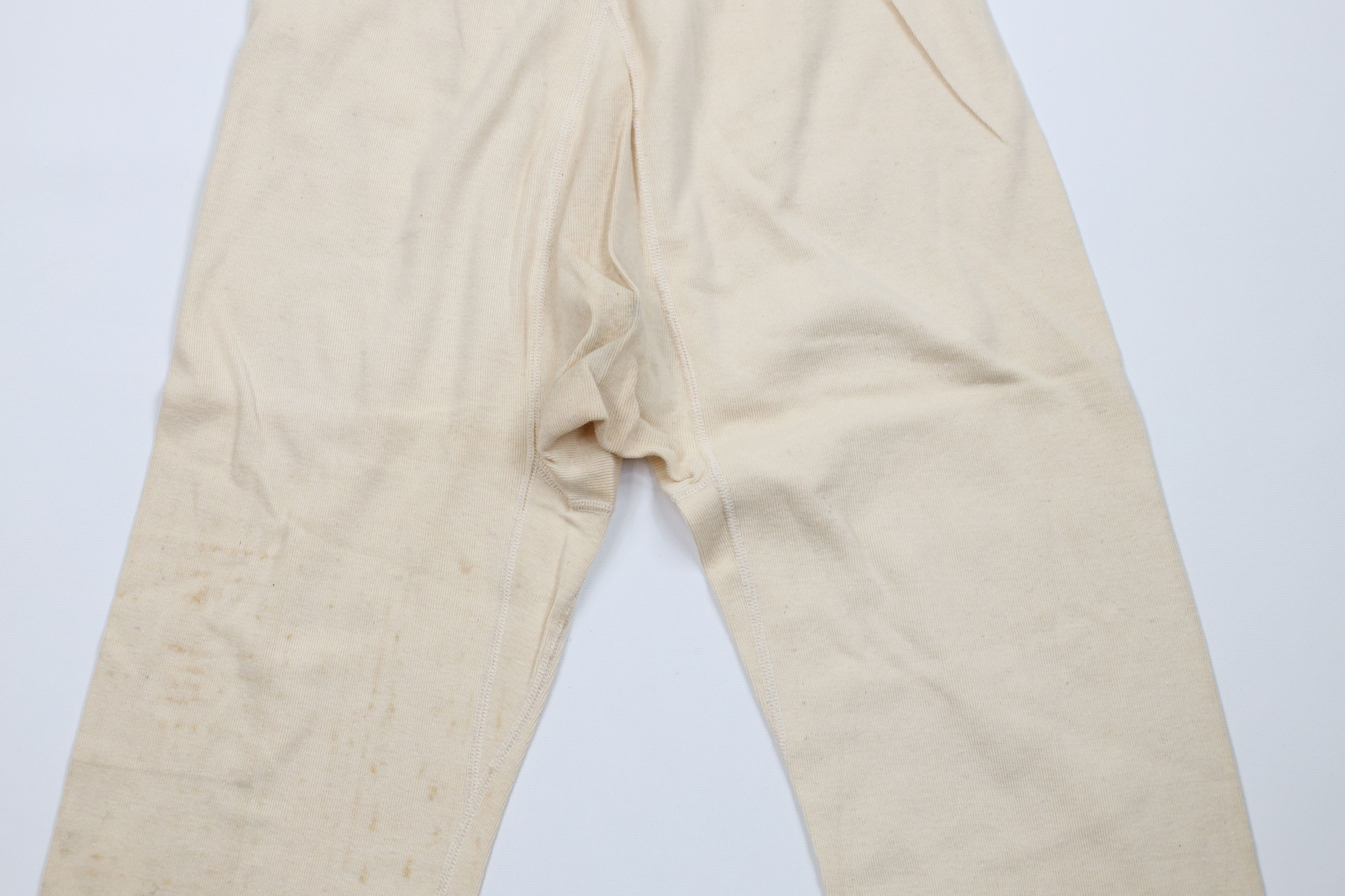 Vintage Vintage 60s Vietnam War Ribbed Military Drawers Pants USA Size US 32 / EU 48 - 12 Thumbnail