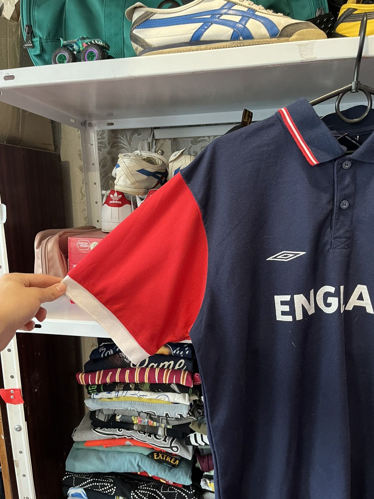 Umbro Vintage Umbro England soccer jersey polo size M Size US M / EU 48-50 / 2 - 3 Thumbnail