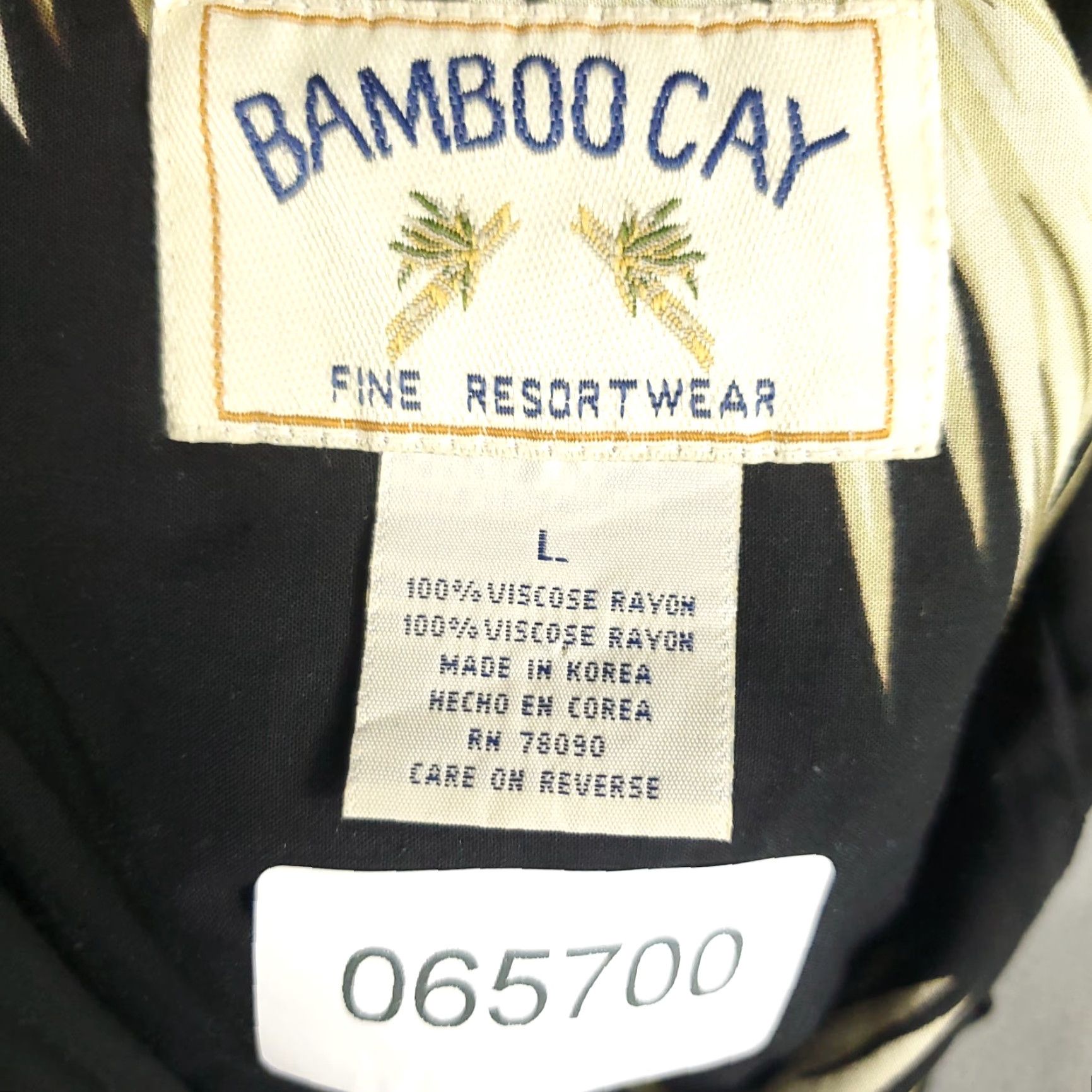 Vintage Bamboo Cay Shirt Mens Size Large Black-Viscose Rayon Button-Up Short Sleeve Hawaiian Aloha Classic Logo Pockets Size US L / EU 52-54 / 3 - 7 Thumbnail
