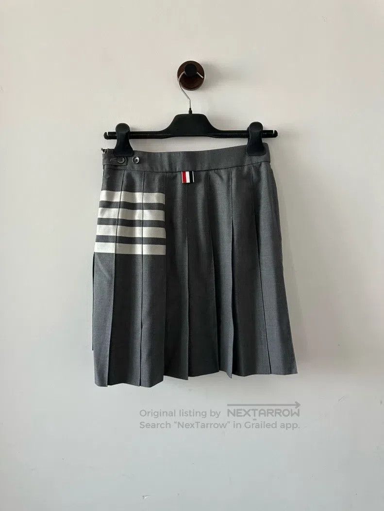 Thom Browne Thom Browne Pleated Skirt Size 24" / US 00 / IT 34 - 2 Thumbnail