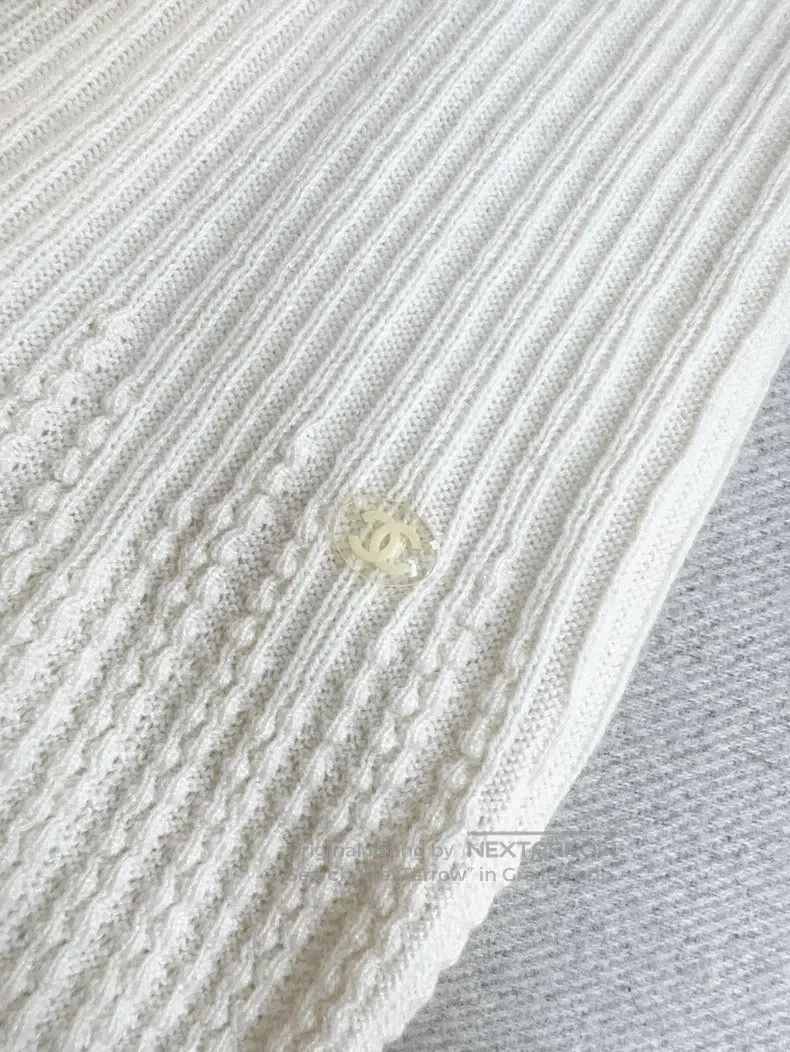 Chanel Chanel 18S beige white knitted vest dress Size XS / US 0-2 / IT 36-38 - 5 Thumbnail