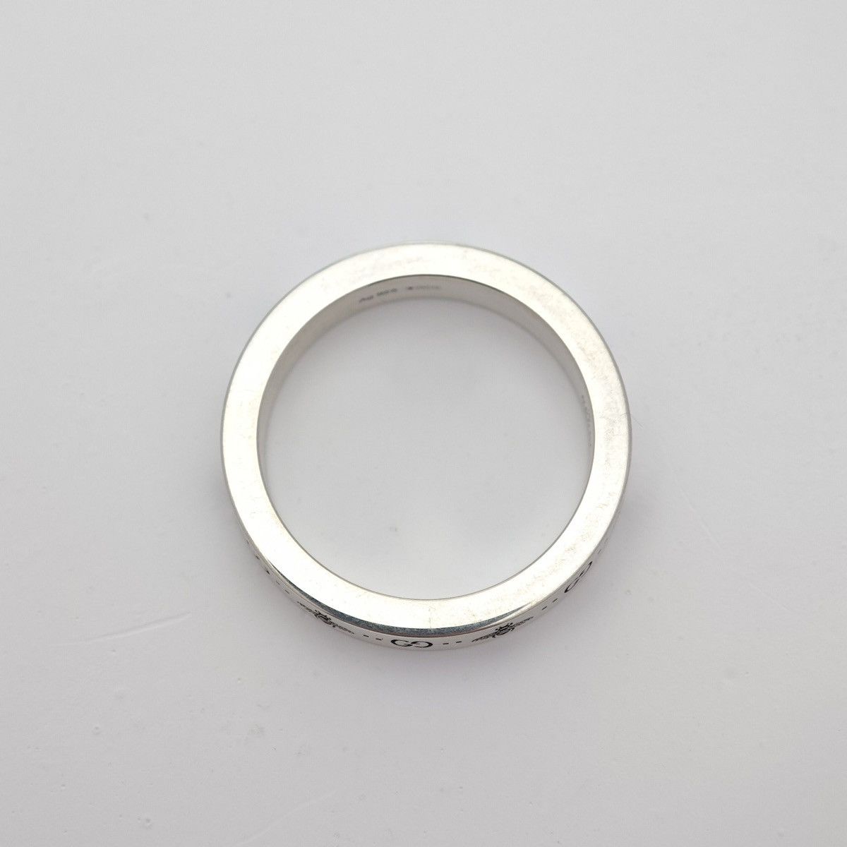 Gucci Gucci GG And Bee Engraved Thin Sterling Silver Ring Size ONE SIZE - 3 Thumbnail