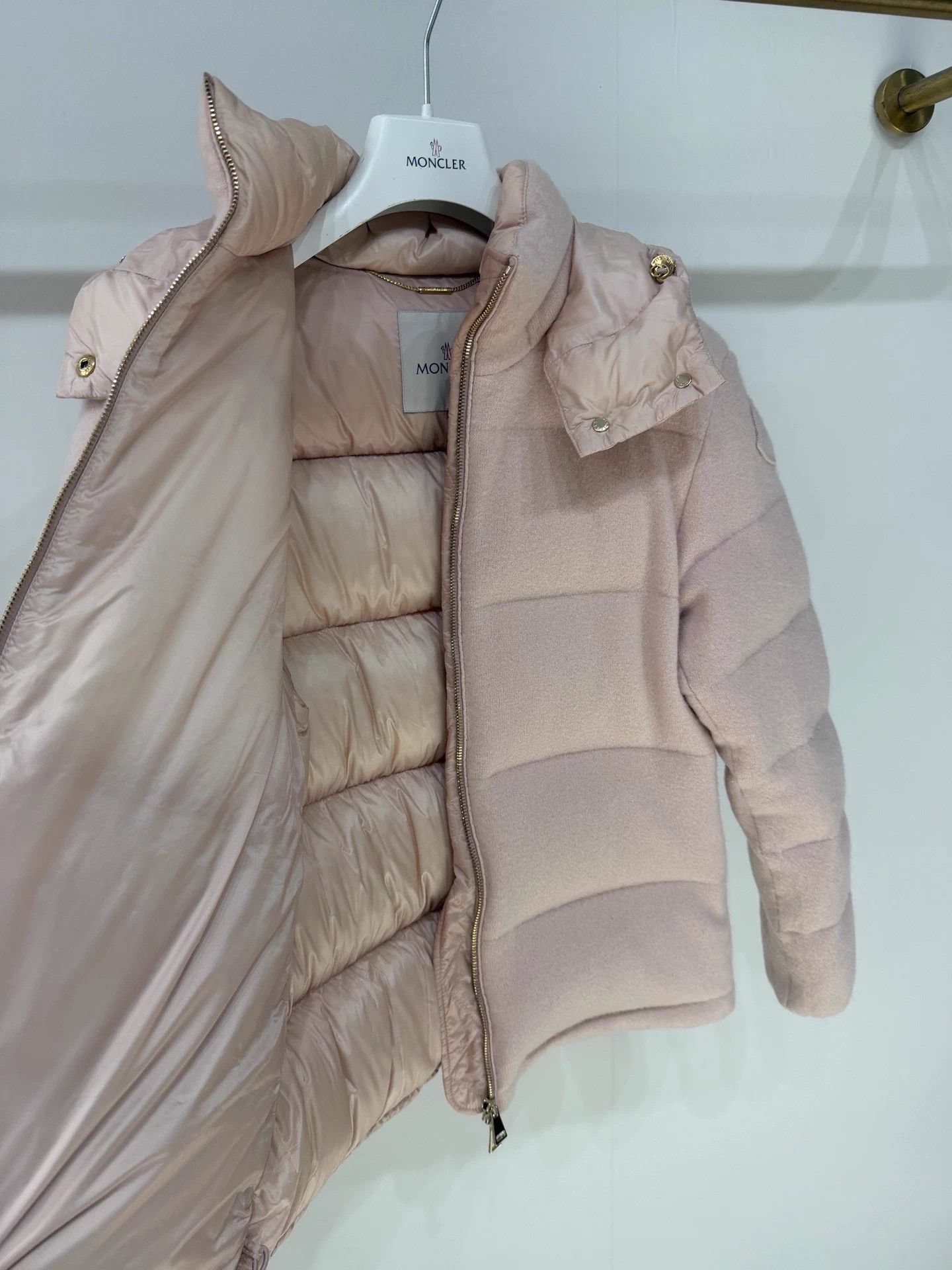 Moncler Moncler Arimi detachable hood white down coat 2 Size XS / US 0-2 / IT 36-38 - 3 Thumbnail