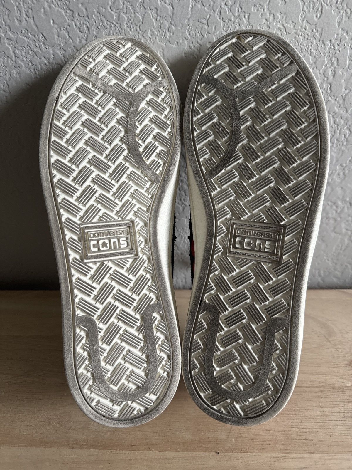 Comme des Garcons Comme des Garçons PLAY x Converse Canvas Low Size US 6.5 / IT 36.5 - 10 Thumbnail