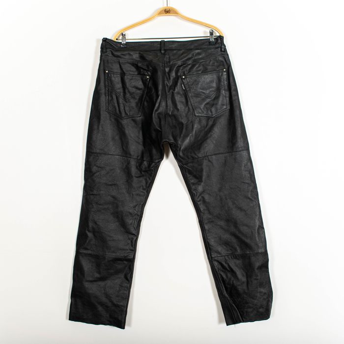 STRAIGHT FIT LEATHER PANTS - Black