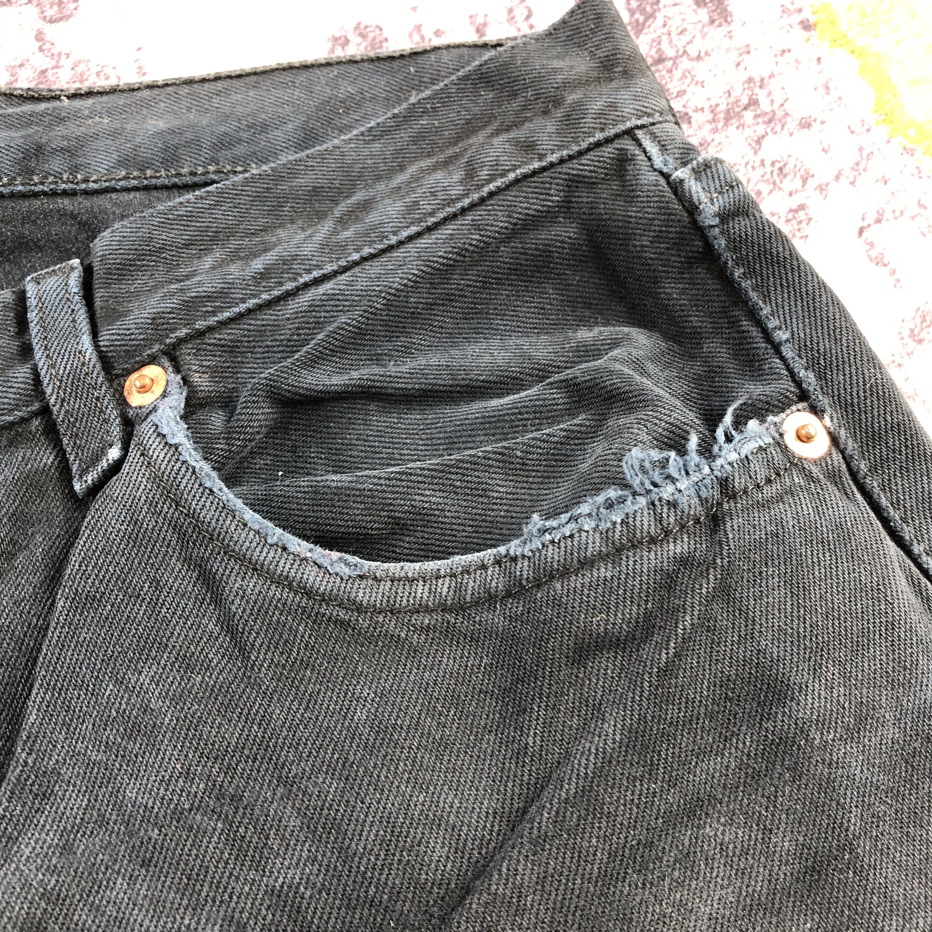 Levi's 90s Vintage Faded Black Levis 501 Jeans-JM2936 Size US 35 - 11 Thumbnail