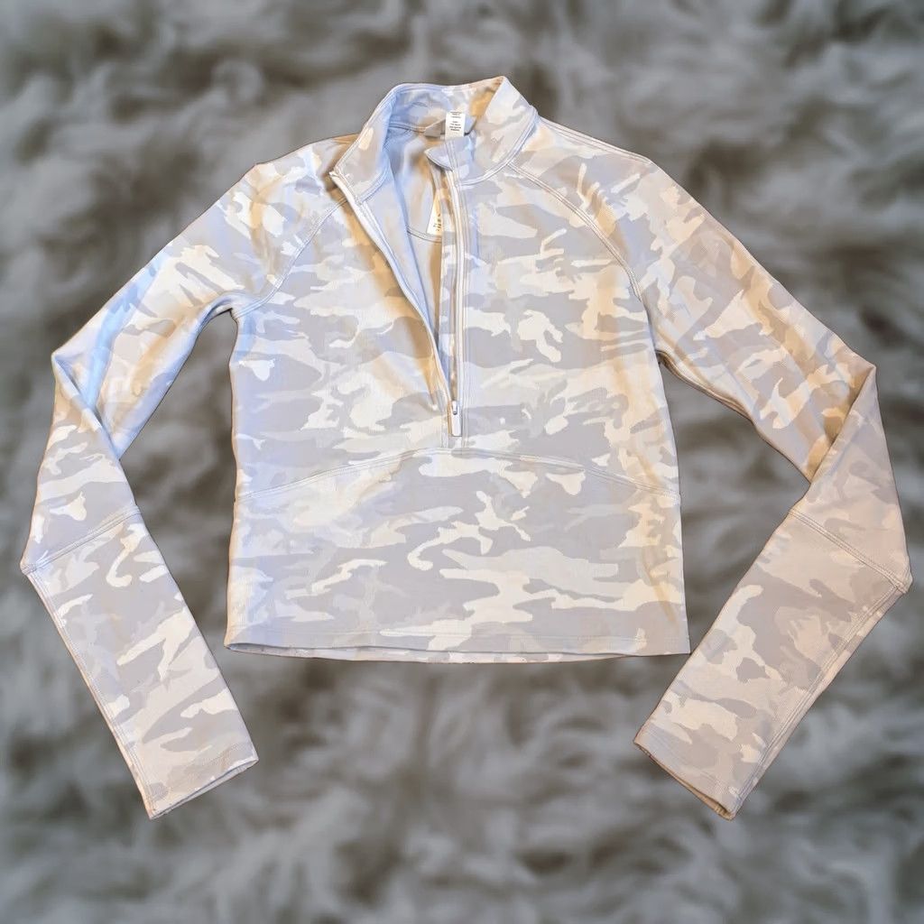 Lululemon Womens Lululemon Pace Pursuit 1/2 Zip Pullover Gray White Camo sz 2 Size XS / US 0-2 / IT 36-38 - 1 Thumbnail