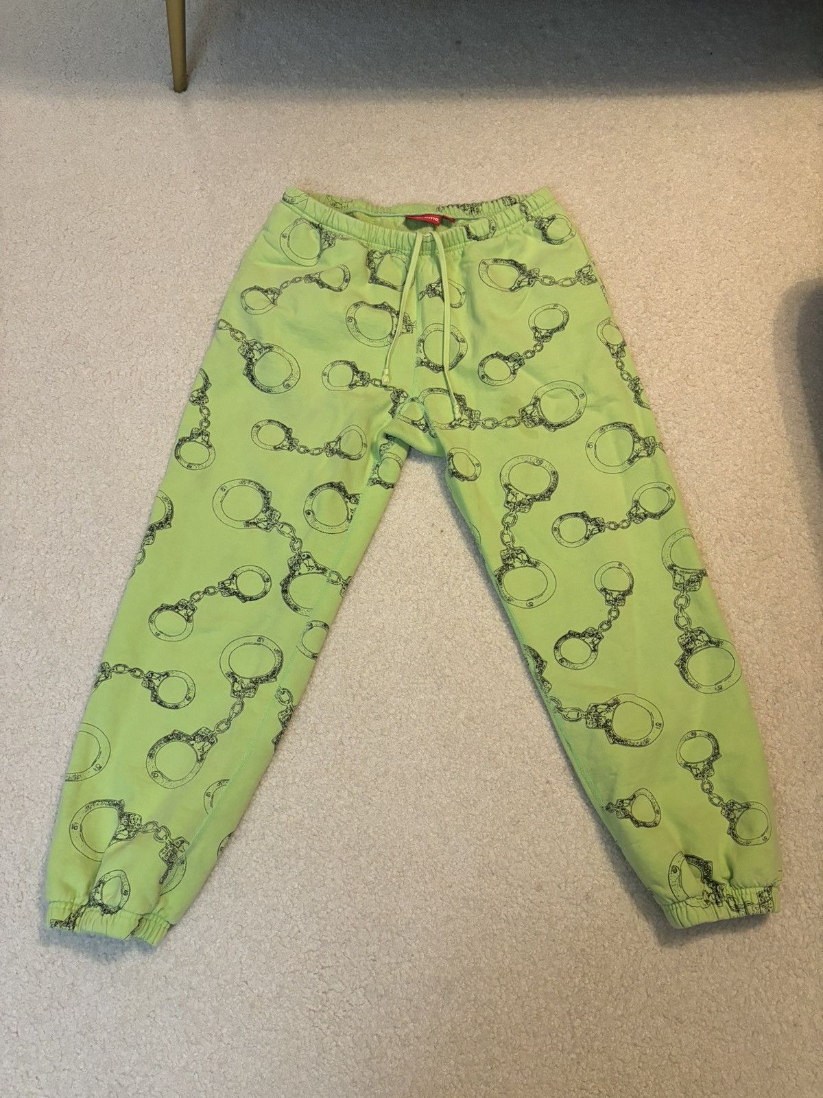 Supreme Supreme Handcuffs Sweatpants Bright Green Size US 36 / EU 52 - 1 Thumbnail