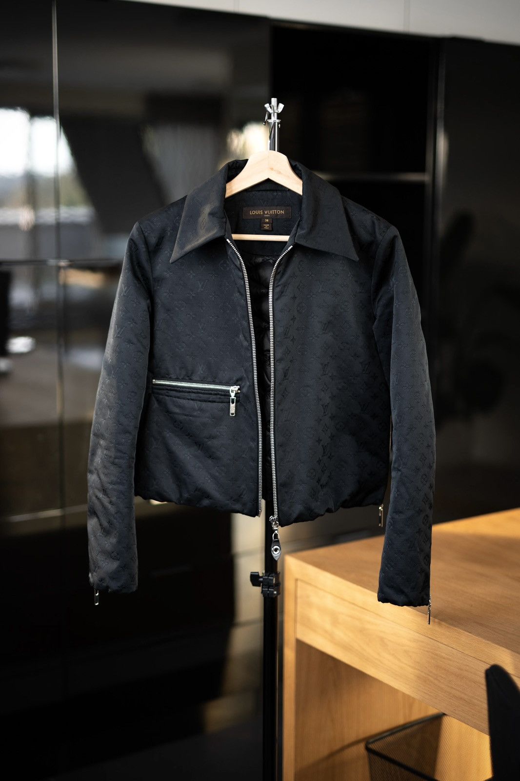Louis Vuitton Louis vuitton blouson jacket Size XS / US 0-2 / IT 36-38 - 1 Thumbnail