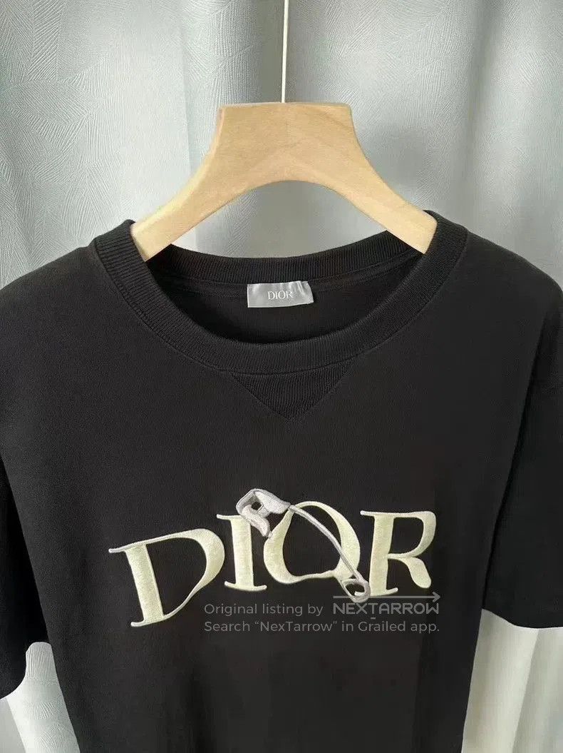 Dior Dior safety pin embroidery letter logo black short-sleeve. Size US L / EU 52-54 / 3 - 2 Thumbnail