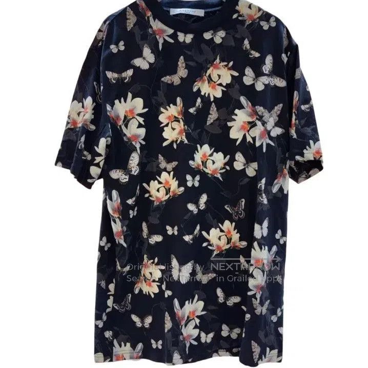 Givenchy Givenchy Floral Butterfly Print Short-Sleeve T-Shirt. Size US S / EU 44-46 / 1 - 1 Thumbnail