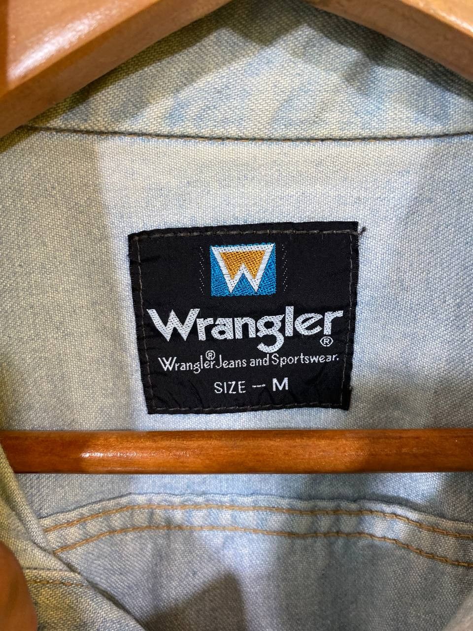 Vintage vintage wrangler denim jacket 4 pocket nice design Size US M / EU 48-50 / 2 - 4 Thumbnail