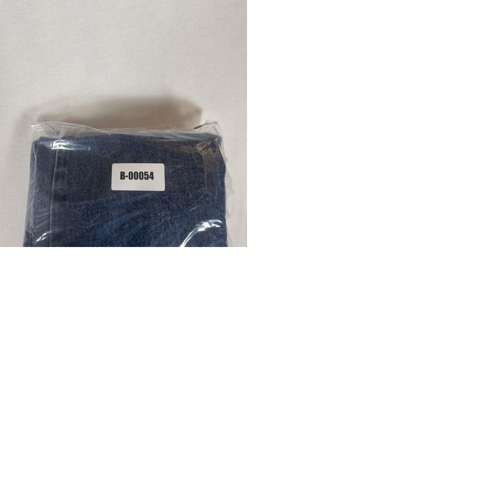 Eddie Bauer Eddie Bauer Jeans Classic Fit Mens 40x34 Blue Premium Denim High Rise 5-Pocket Design Size US 40 / EU 56 - 9 Thumbnail