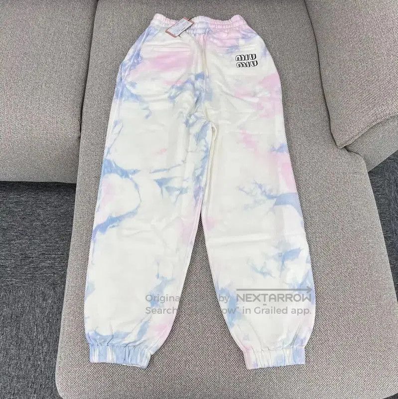 Miu Miu Miu Miu Women's Casual Cotton Pants in White . Size 23" - 1 Thumbnail
