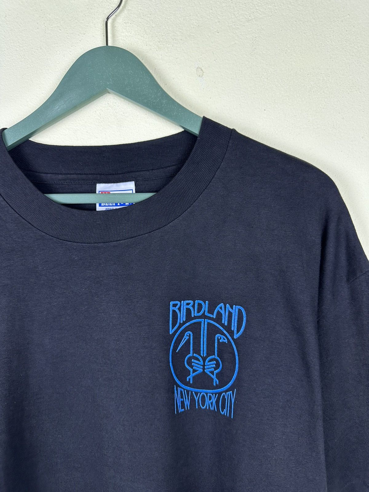 Hanes × Vintage Vintage Birdland New York City 90s Hanes Tshirt A193 Size US M / EU 48-50 / 2 - 3 Thumbnail
