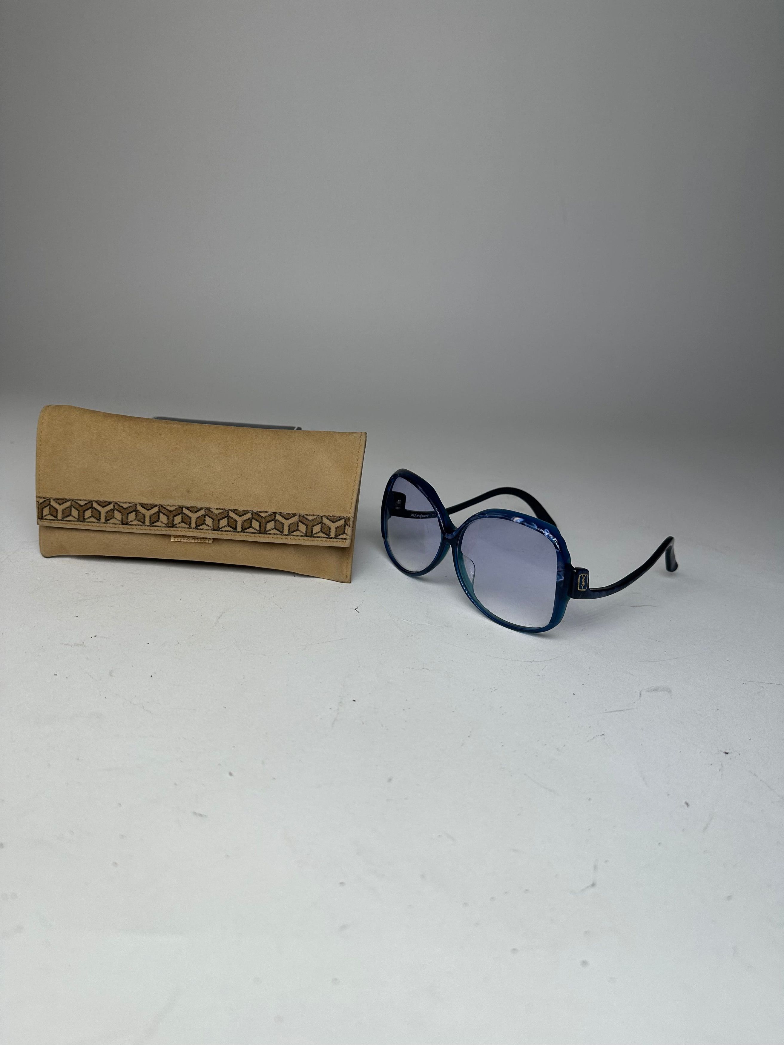 Other Vintage Yves Saint Laurent Overd Sunglasses Blue Size ONE SIZE - 1 Thumbnail
