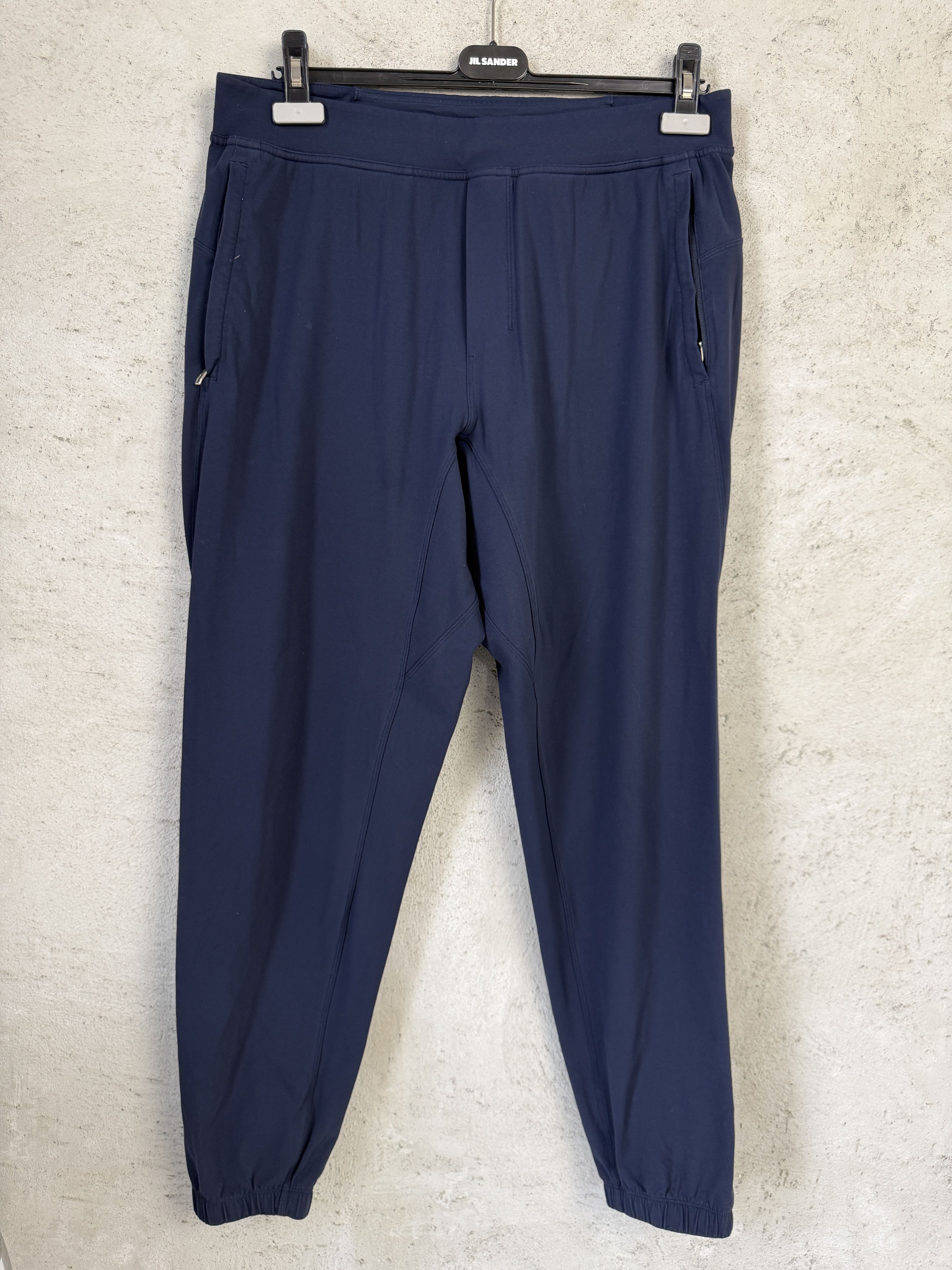 Lululemon Lululemon joggers running gym pilates yoga Size US 32 / EU 48 - 1 Thumbnail