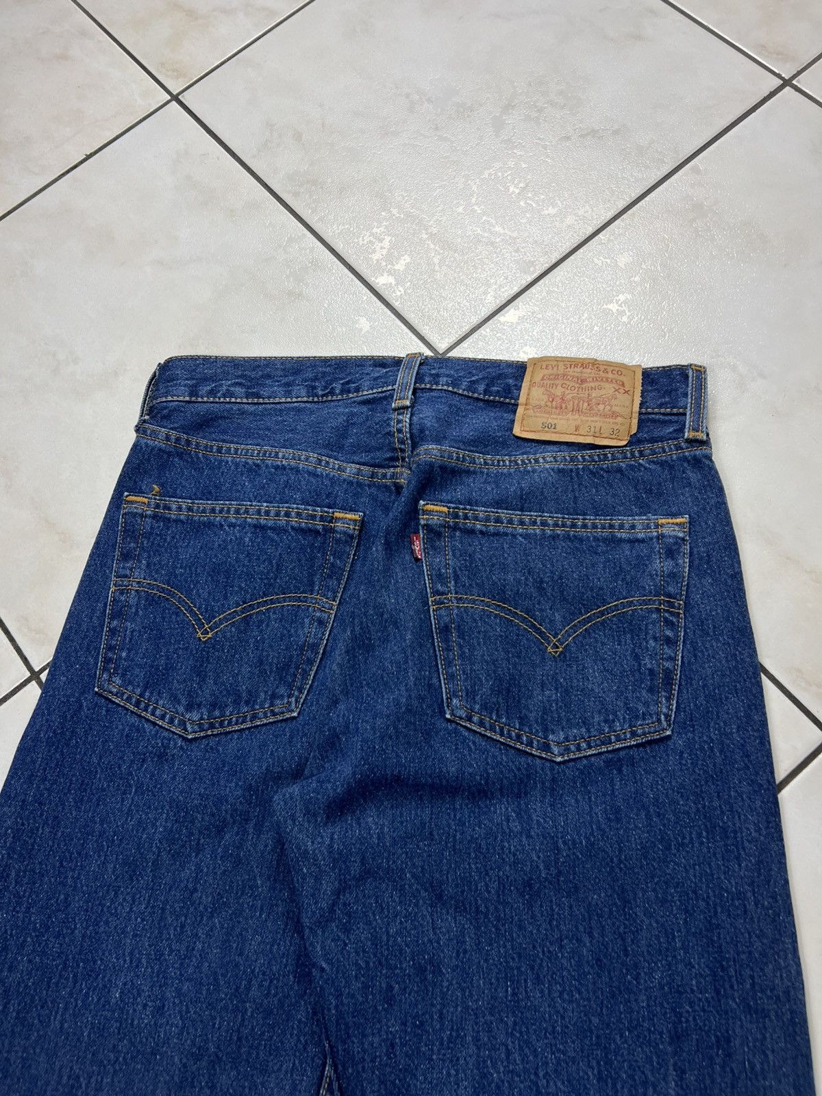 Levi's Vintage 90s Levi’s classic 501 navy denim jeans pants USA Size US 31 - 9 Thumbnail
