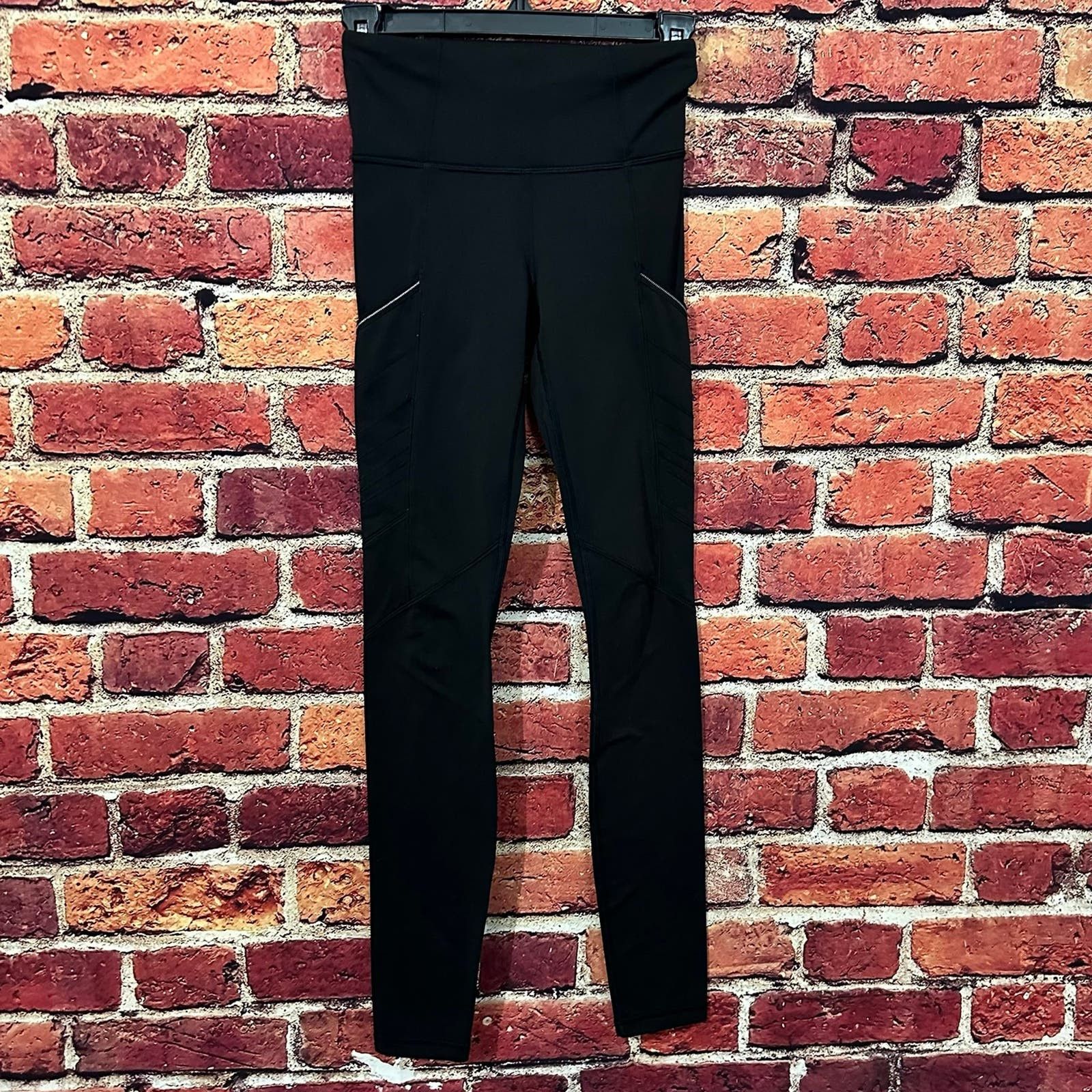 Lululemon Lululemon full length black Leggings Size 28" / US 6 / IT 42 - 1 Thumbnail