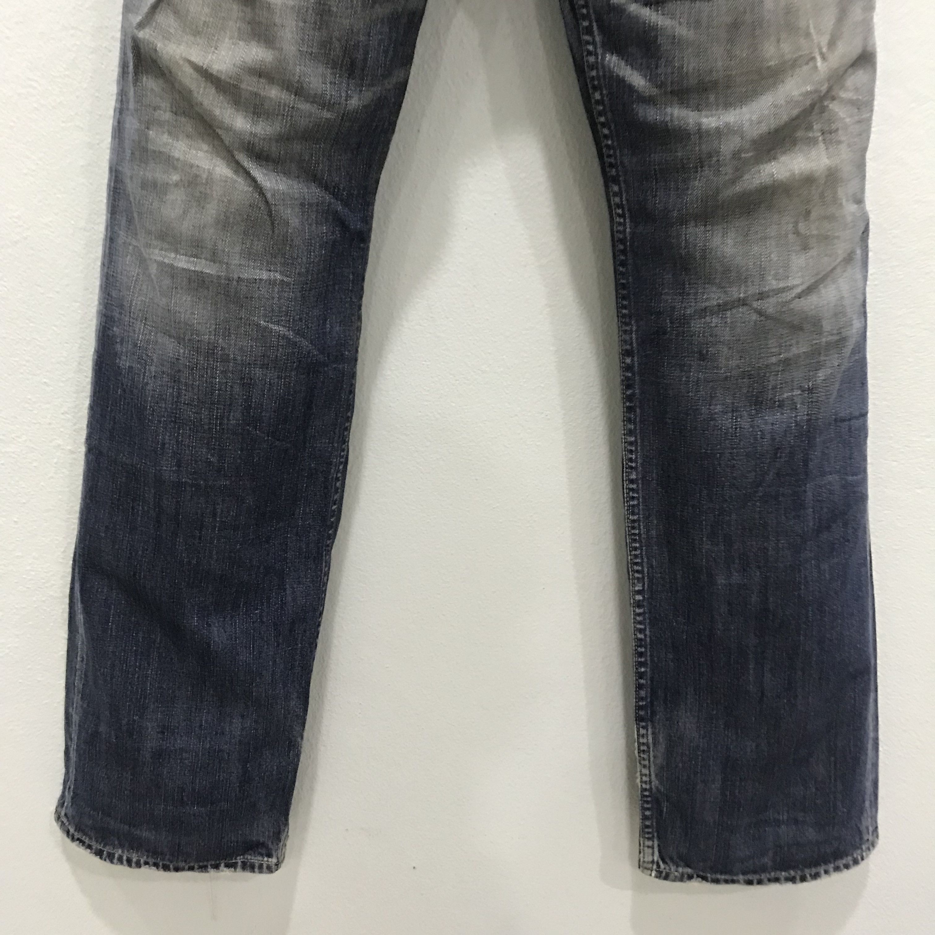 Levi's Vintage Levi's 503 Dark Wash Jeans Distressed Faded Blue Size US 35 - 4 Thumbnail