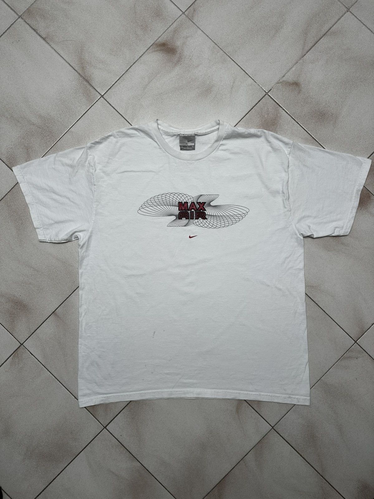 Nike × Vintage Vintage White Nike “Max Air” T-Shirt Size US XL / EU 56 / 4 - 1 Thumbnail