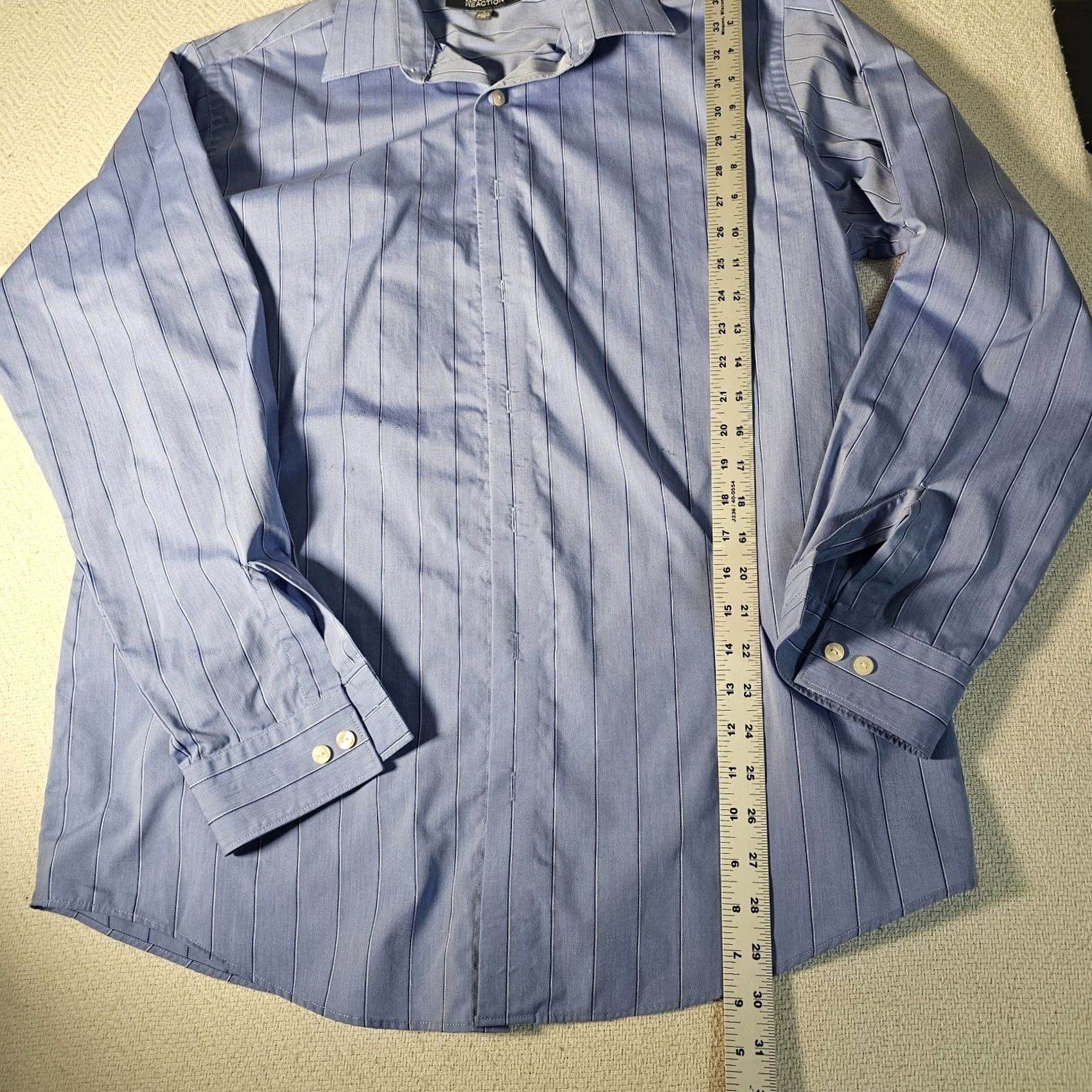 Kenneth Cole Kenneth Cole Reaction Shirt Men Large Blue Stripe Regular Fit Non-Iron Wrinkle Free Casual Dress Shirt Regular Fit Mens Blue Striped Shirt Size US L / EU 52-54 / 3 - 4 Thumbnail