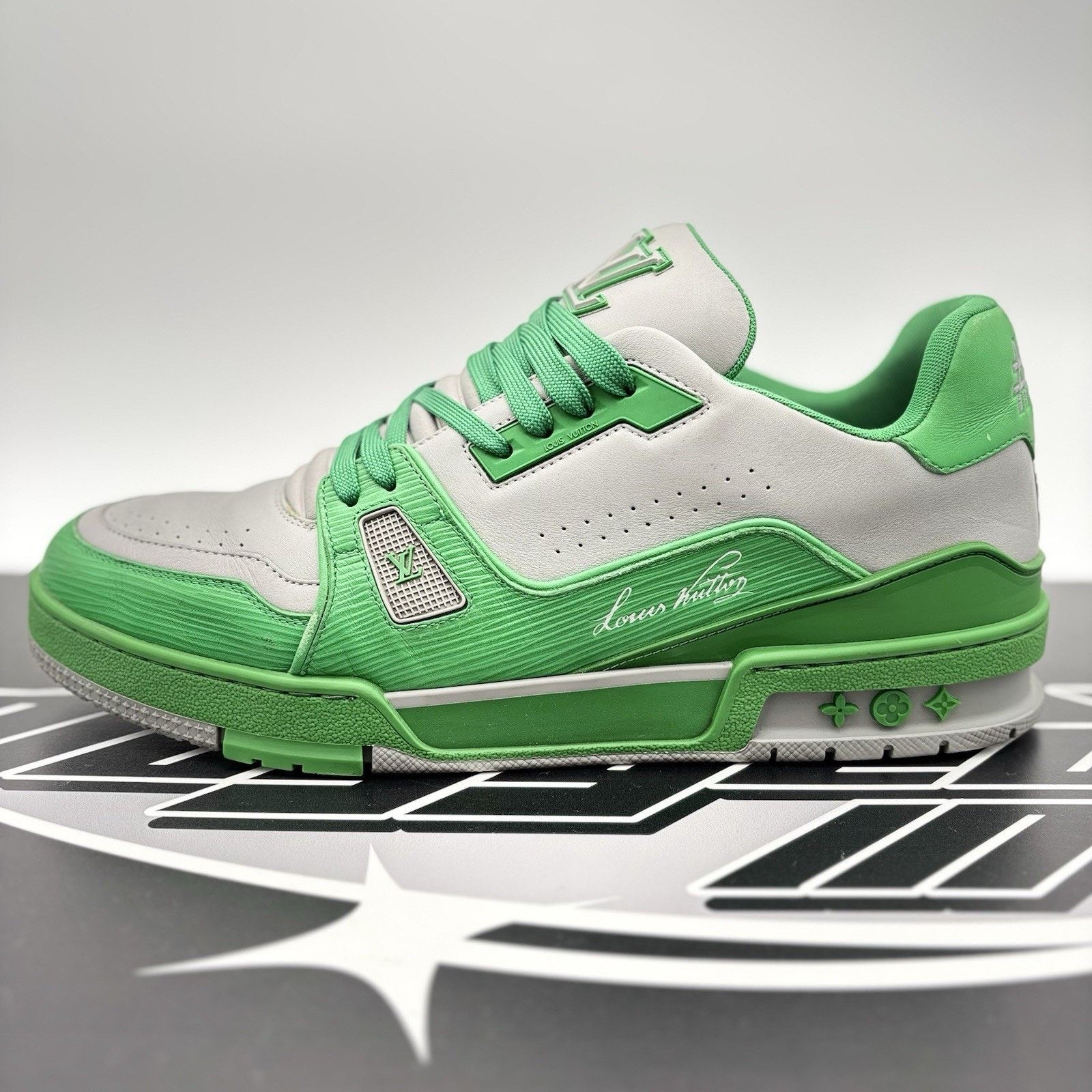 Louis Vuitton Louis Vuitton Trainer ' Green Grey ' | GOOD CONDITION! Size US 11.5 / EU 44-45 - 11 Thumbnail