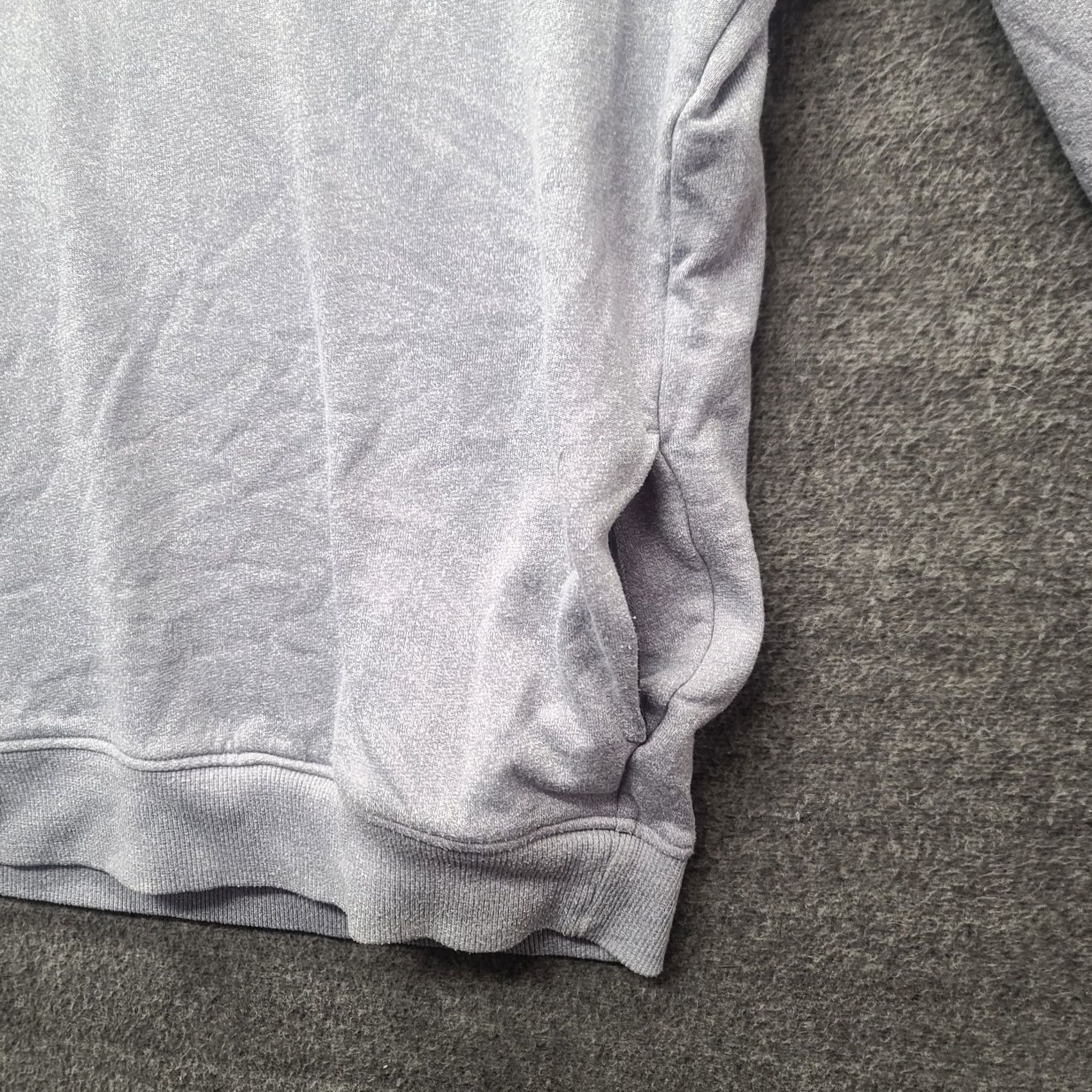 TravisMathew Travis Mathew Pullover Mens XL Regular Fit Long Sleeve 1/4 Zip Golf Performance Knit Mock Neck Gray Solid Embroidered Logo Zipper Size US XL / EU 56 / 4 - 3 Thumbnail