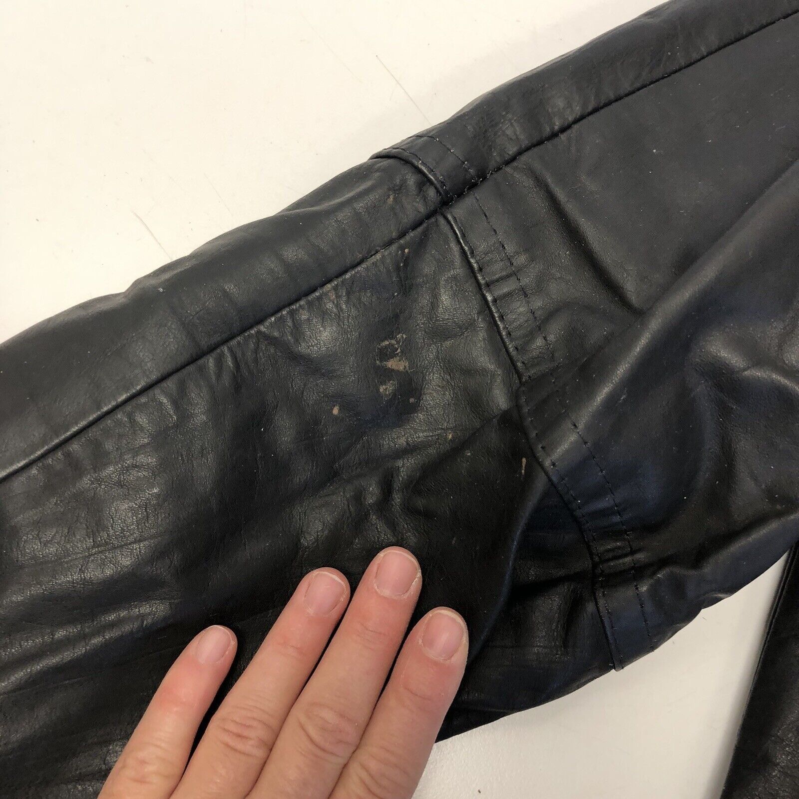 Other Vtg BLACK Leather BARNSTORMER Coat 4 Pocket PILOT jacket Size US L / EU 52-54 / 3 - 7 Thumbnail