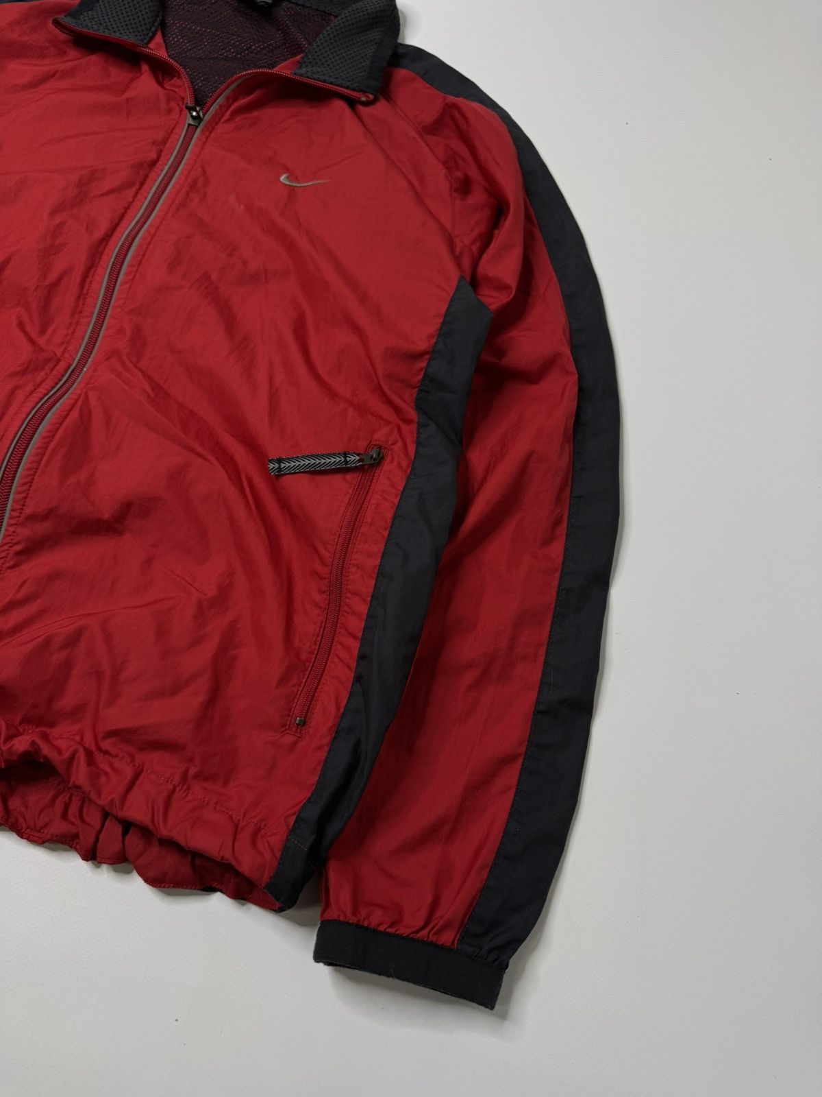 Nike Vintage 90s 00s Nike red light jacket windbreaker swag sk8 Size US M / EU 48-50 / 2 - 7 Thumbnail